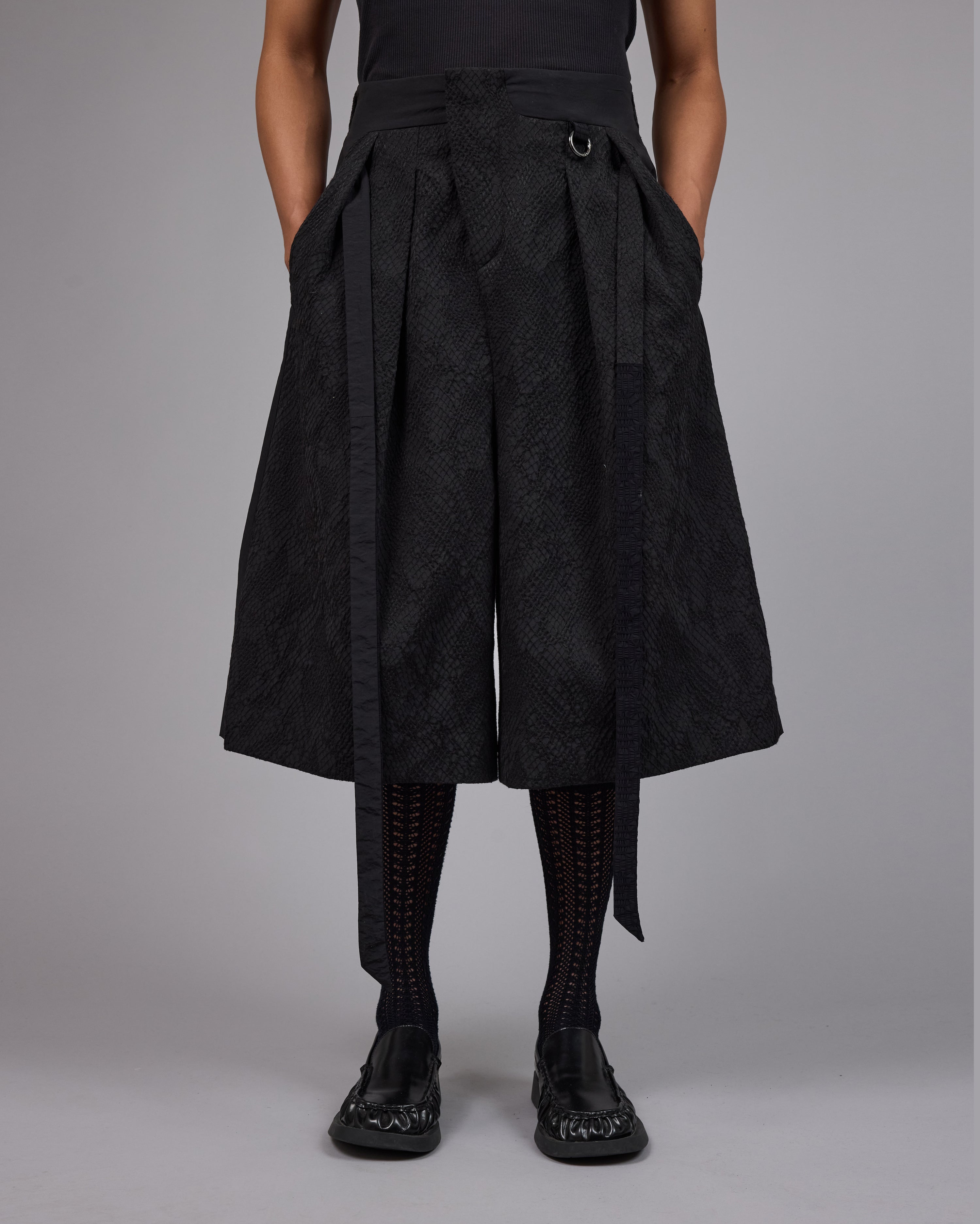 NAYANN | Black Slake