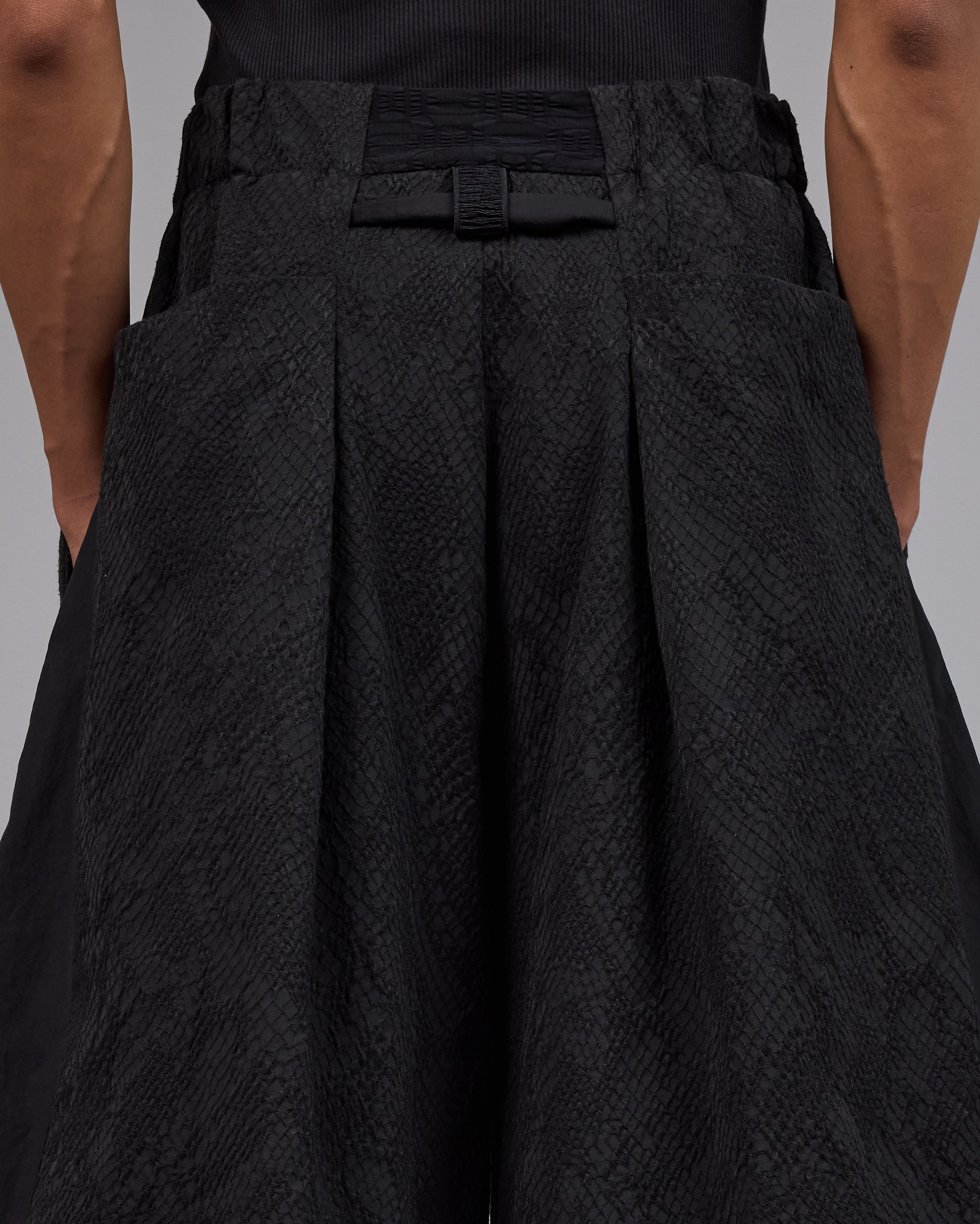 NAYANN | Black Slake