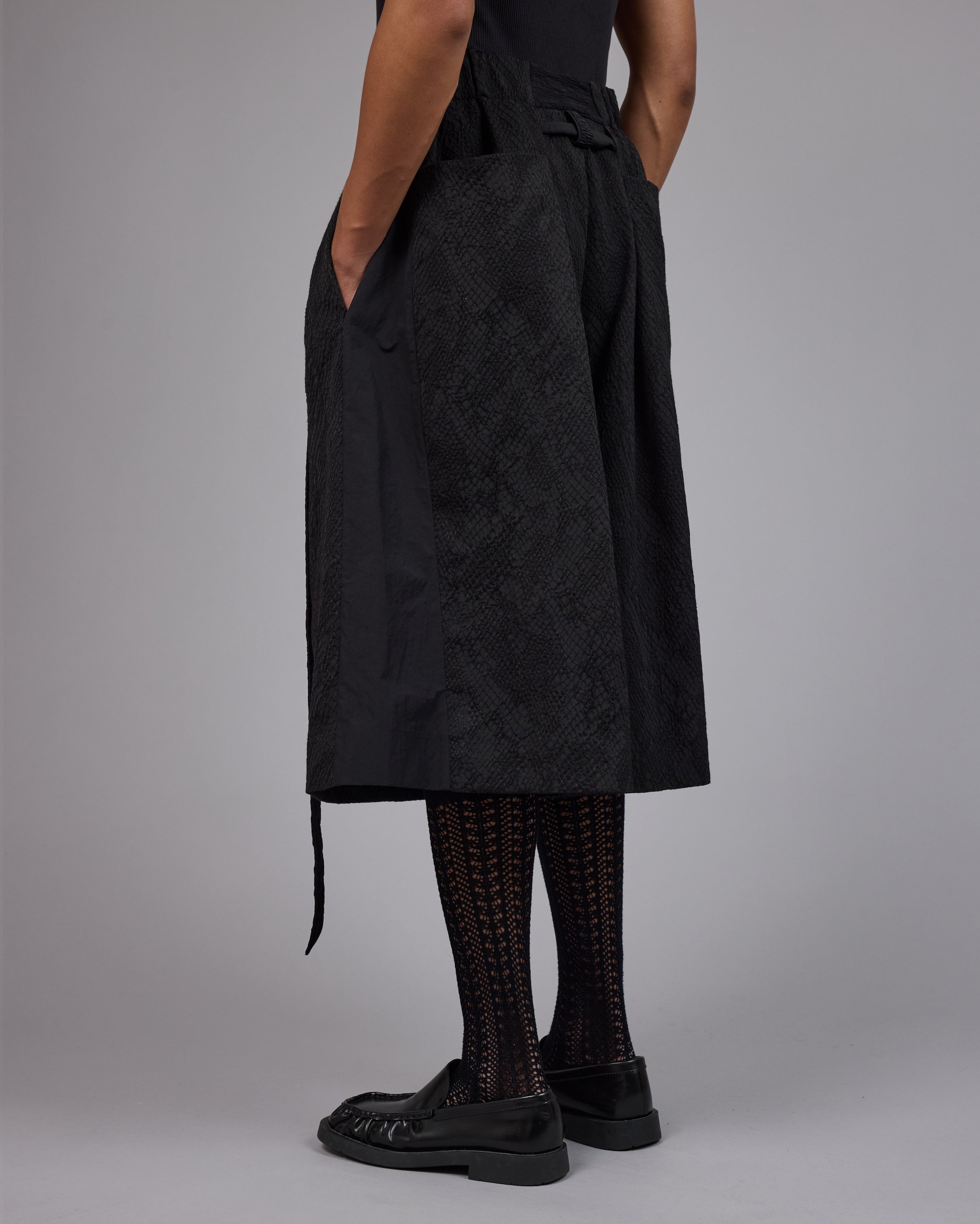 NAYANN | Black Slake