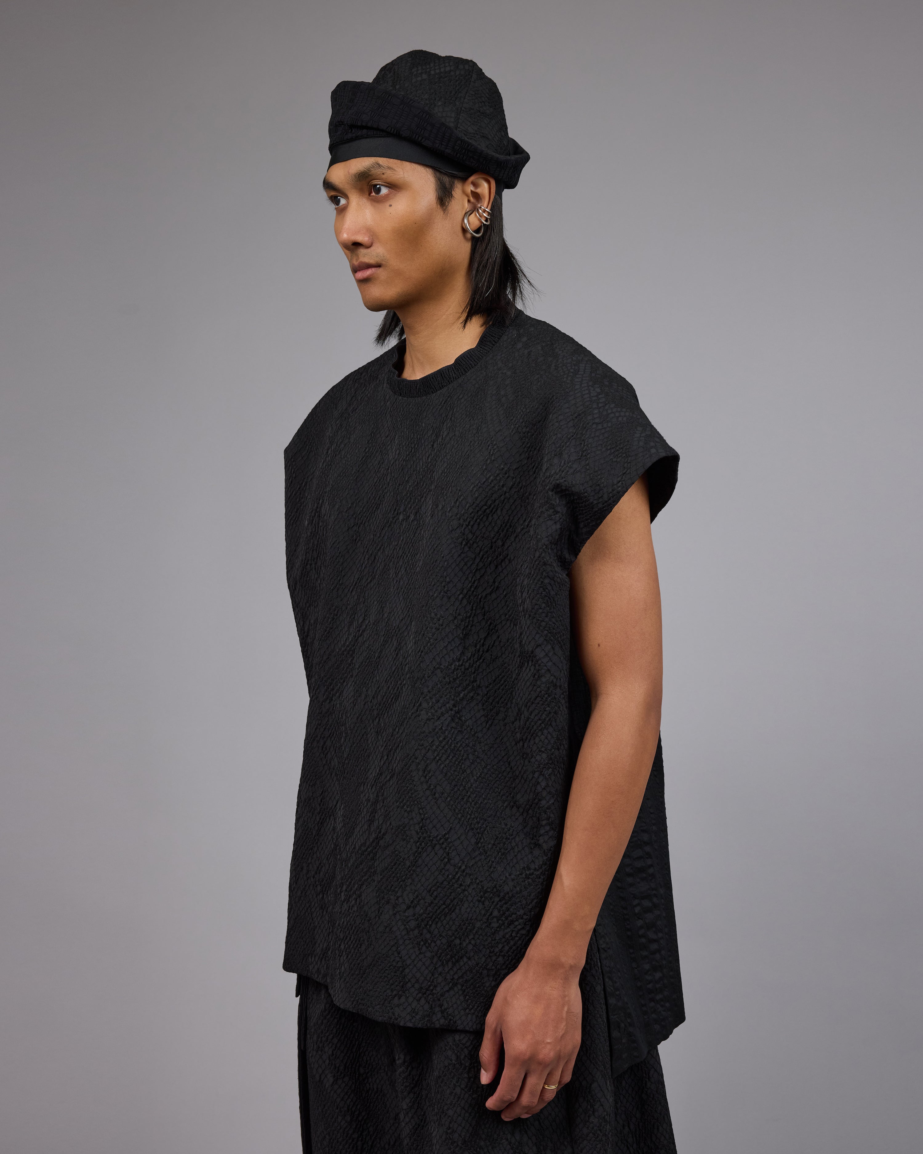 TOGA | Black Slake