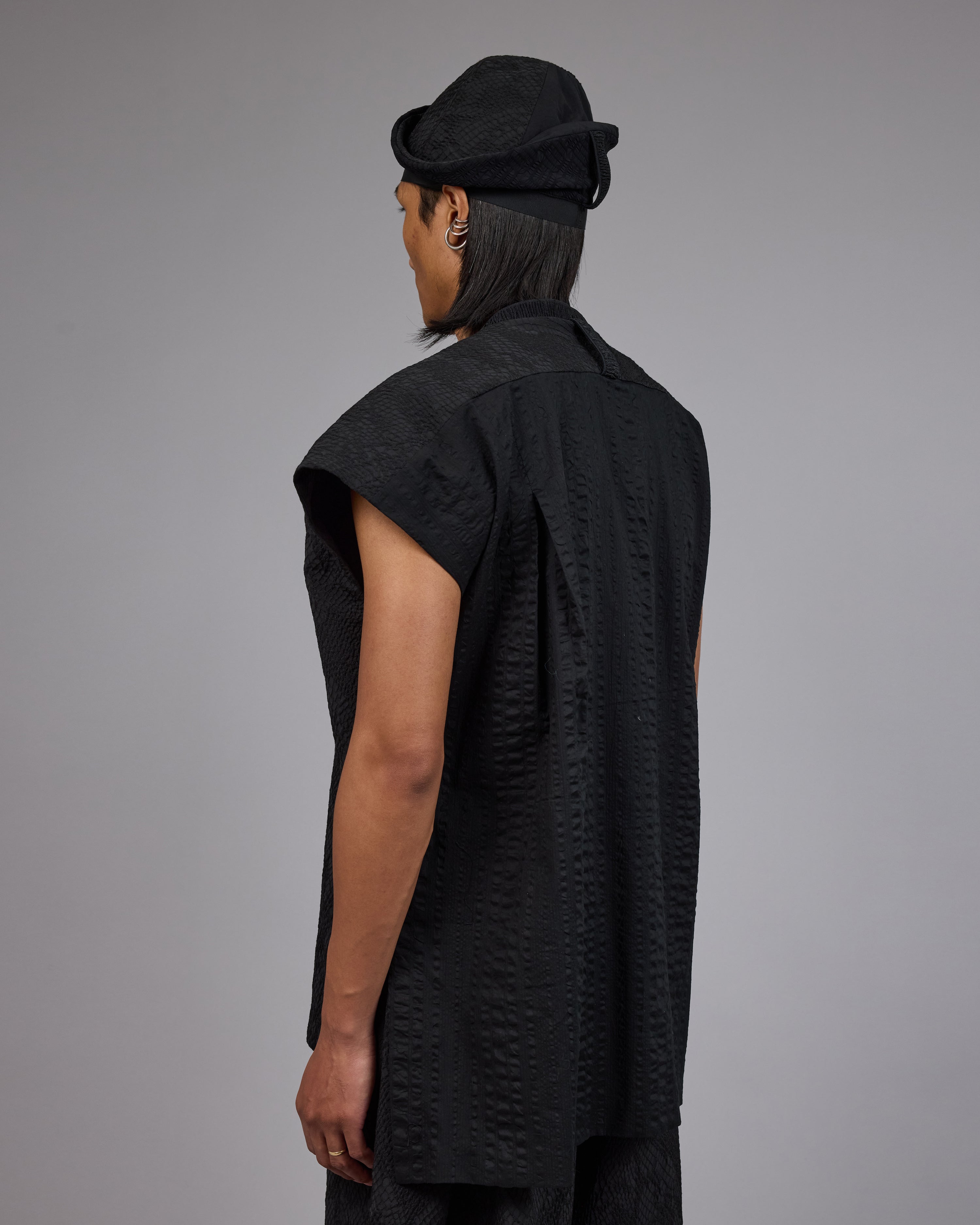 TOGA | Black Slake