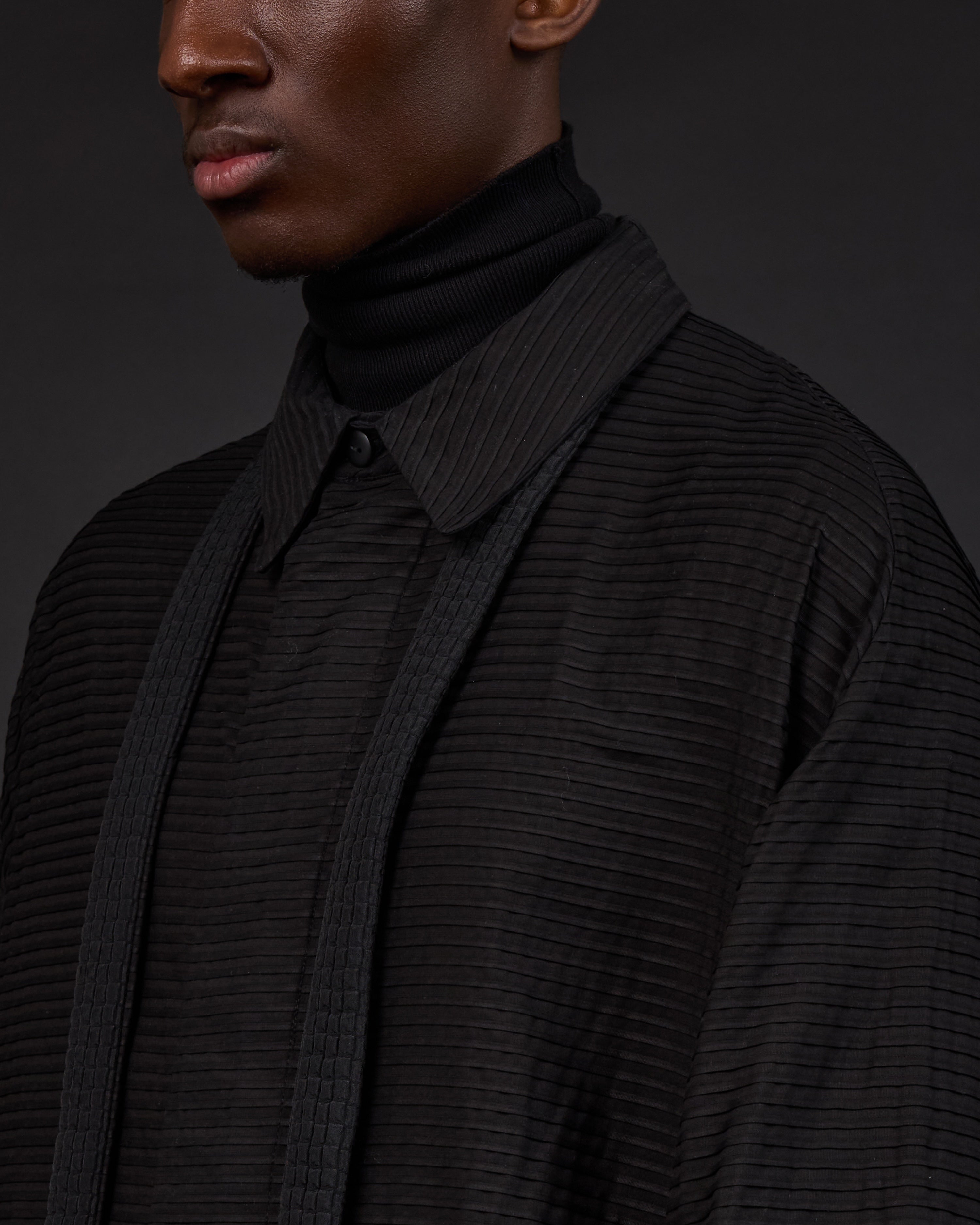 BOTTA | Black Tuxpleat