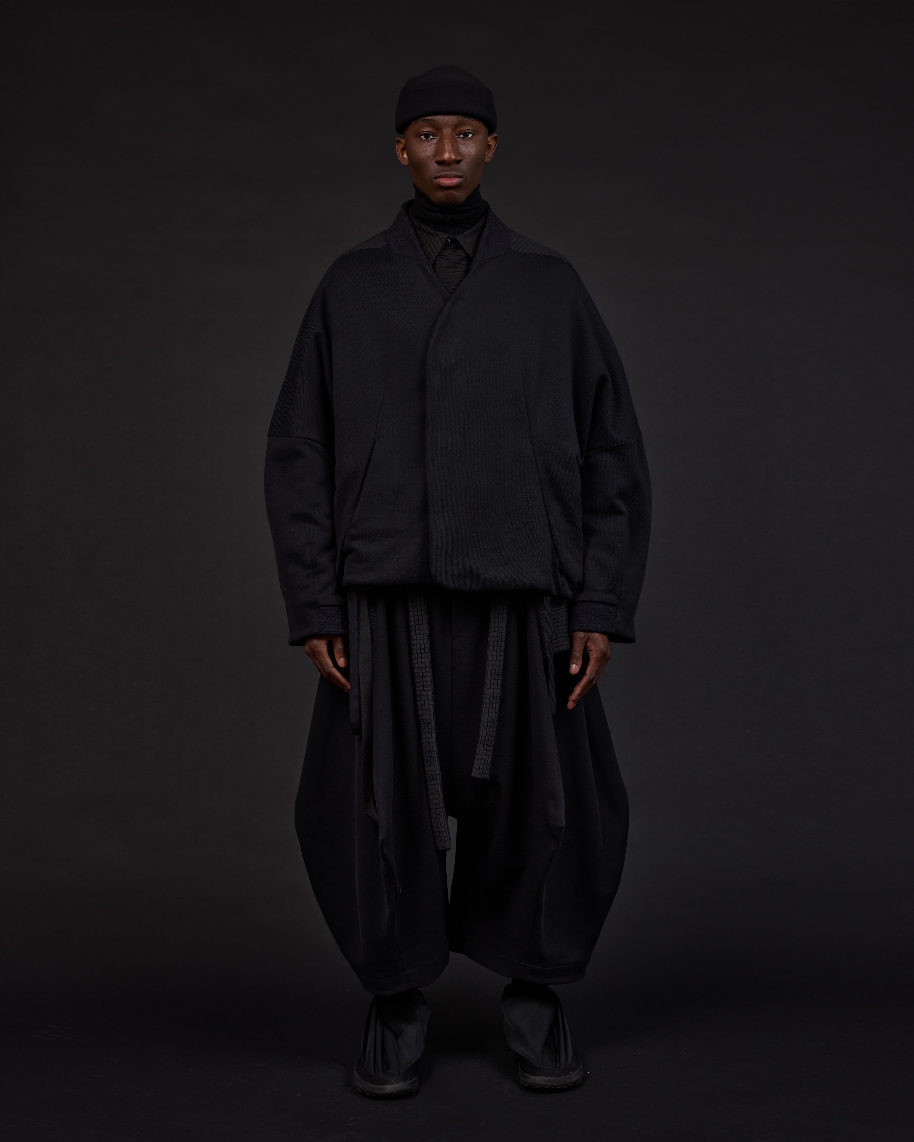 BOTTA | Black Tuxpleat
