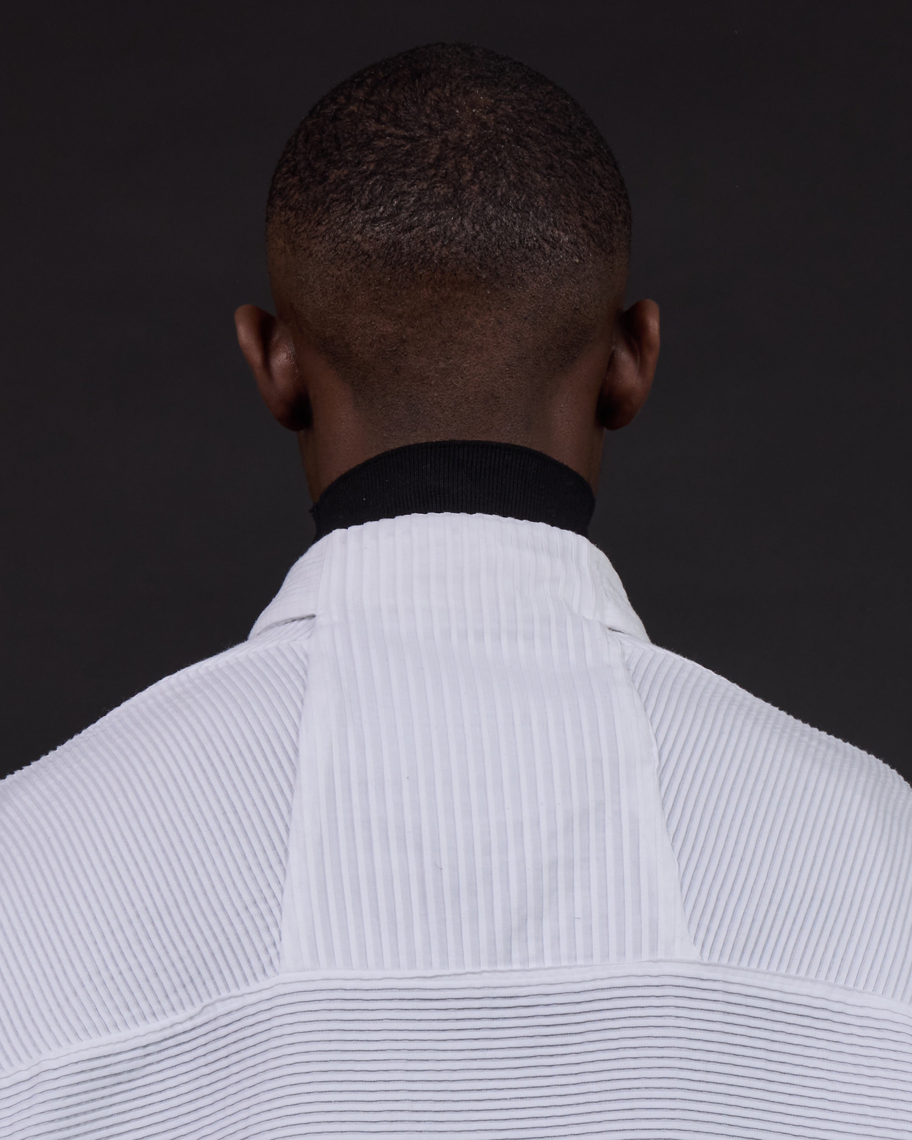 BOTTA   |   White Tuxpleat