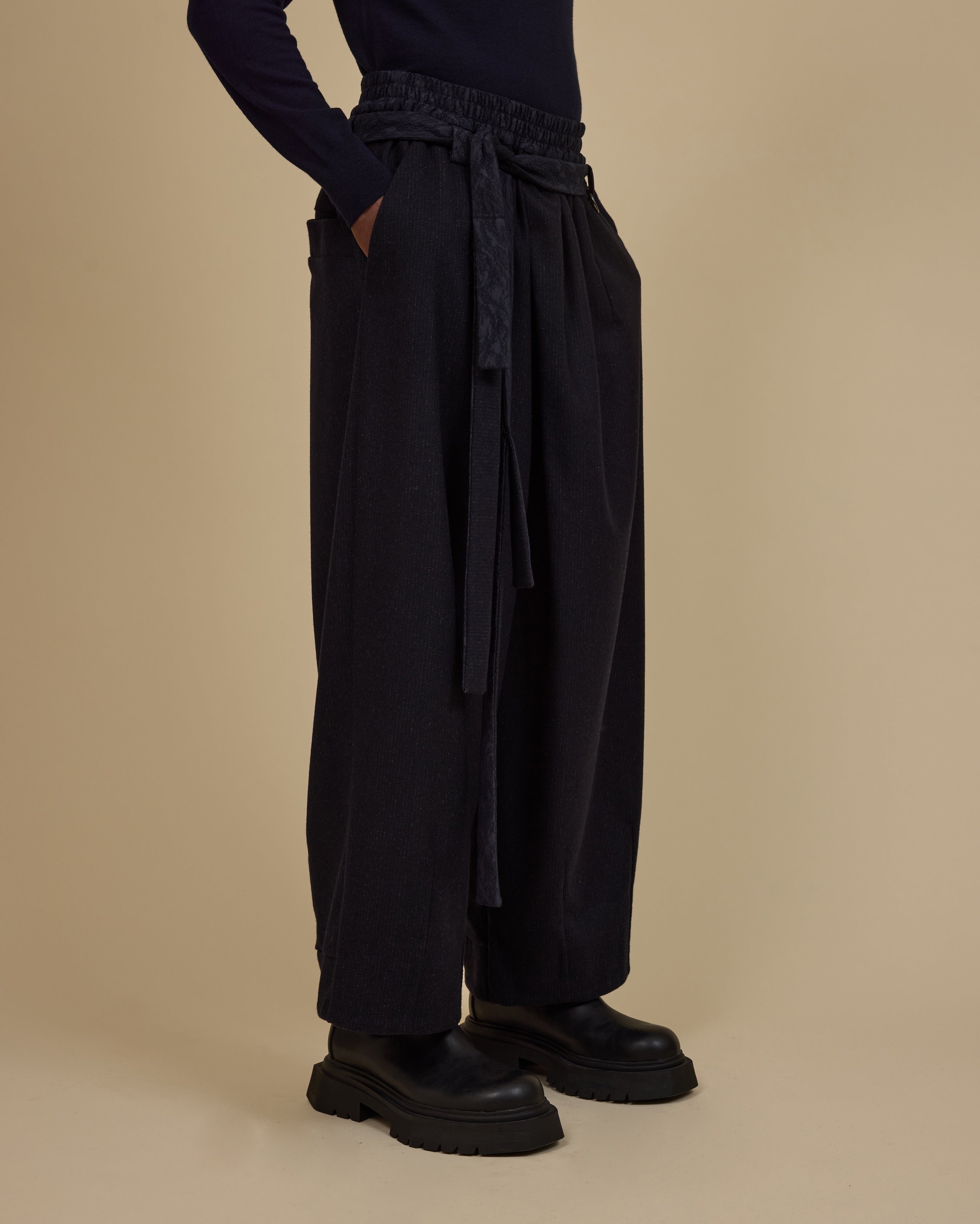 JOKOR | Navy Pin’s Wool
