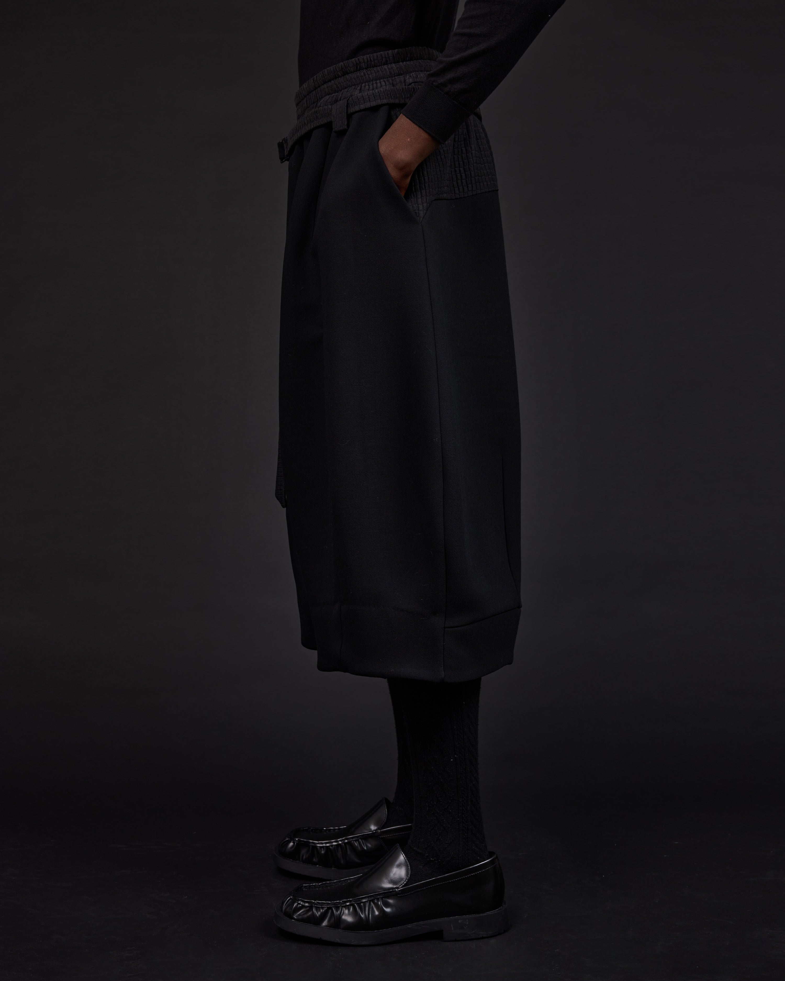JORDA | Black Poly Wool