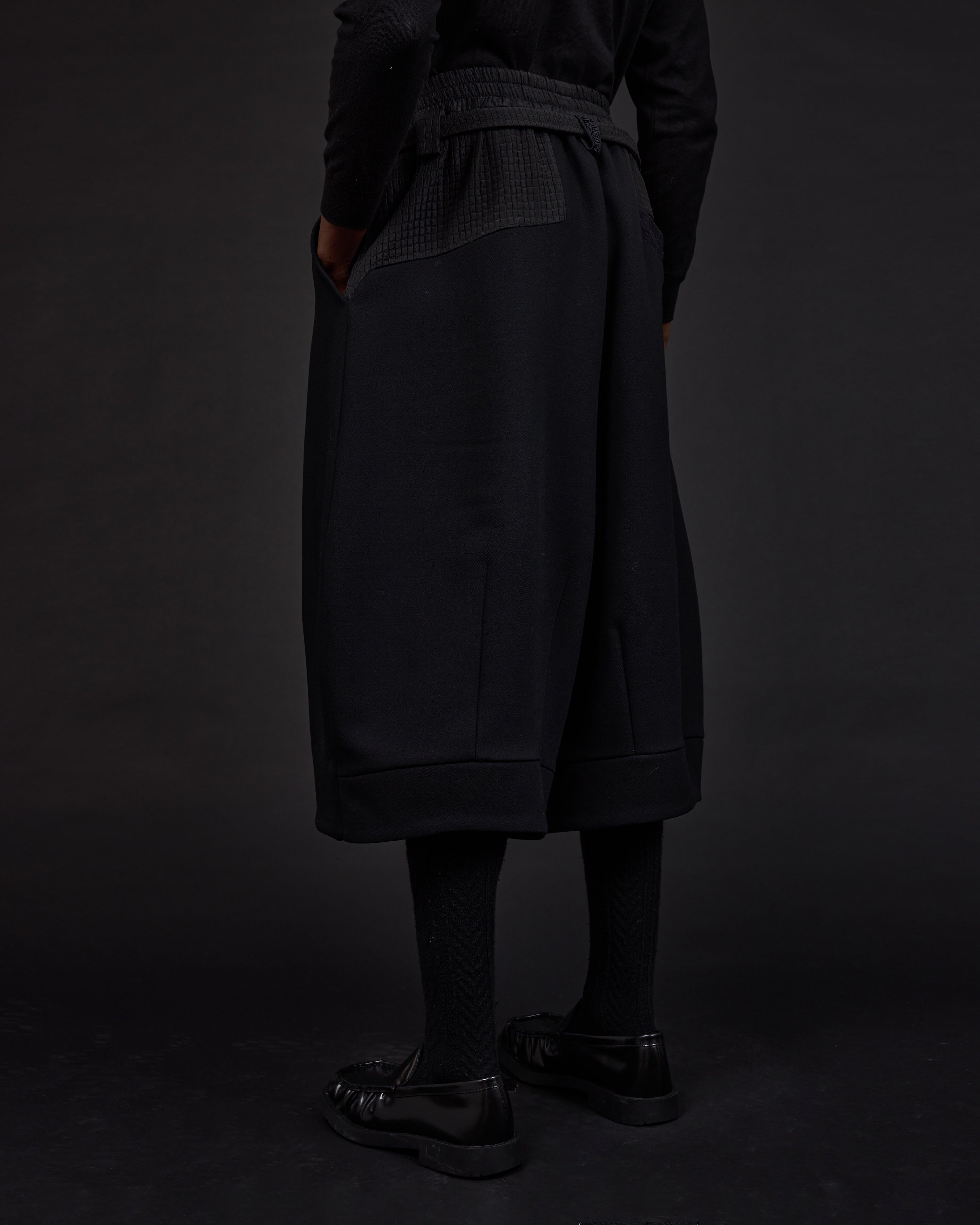 JORDA | Black Poly Wool