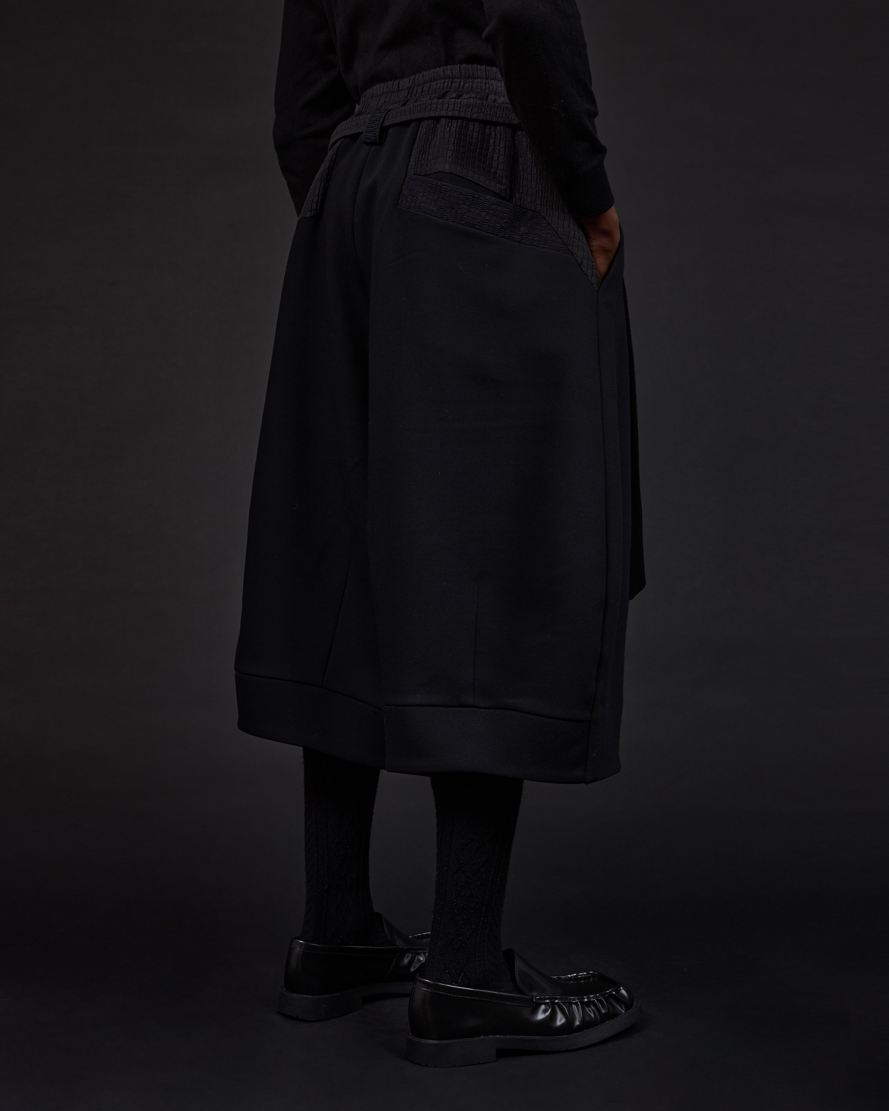 JORDA | Black Poly Wool