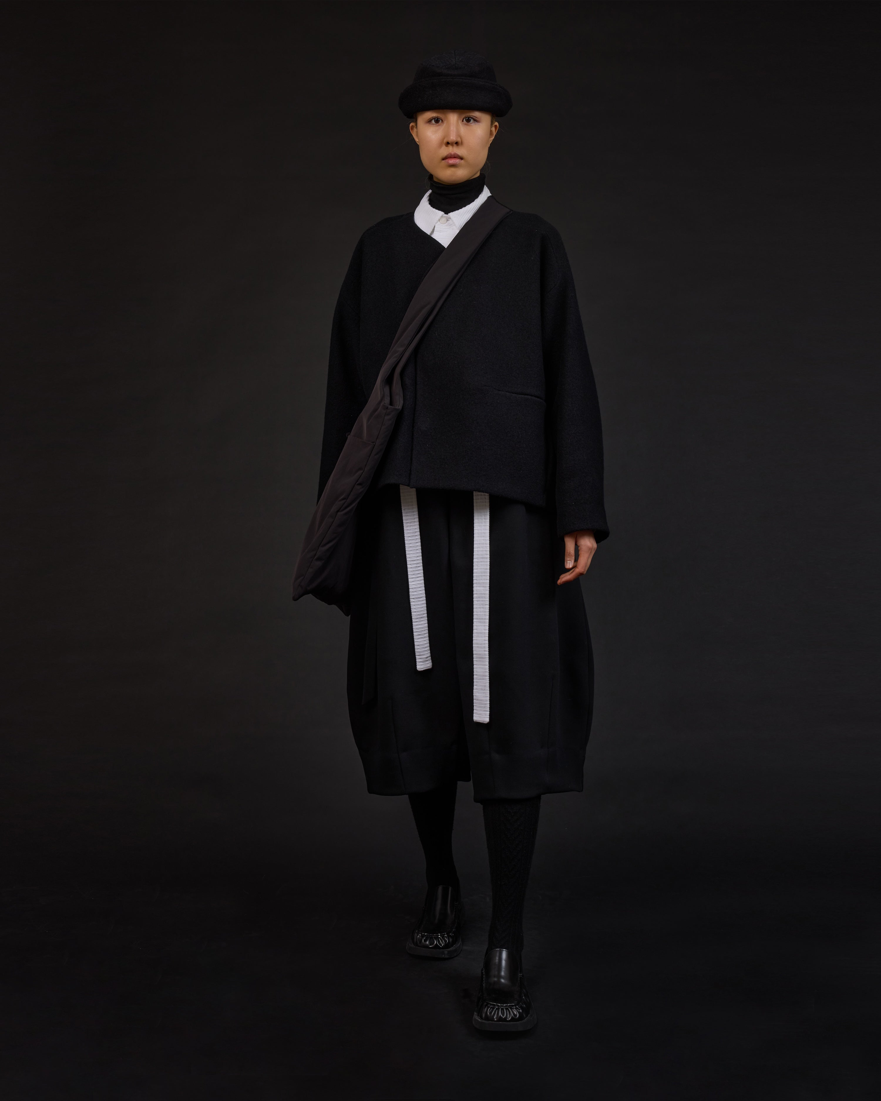 JORDA | Black Poly Wool