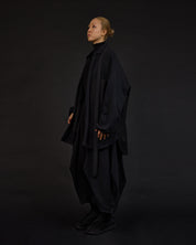 KIRTIS | Osa Black