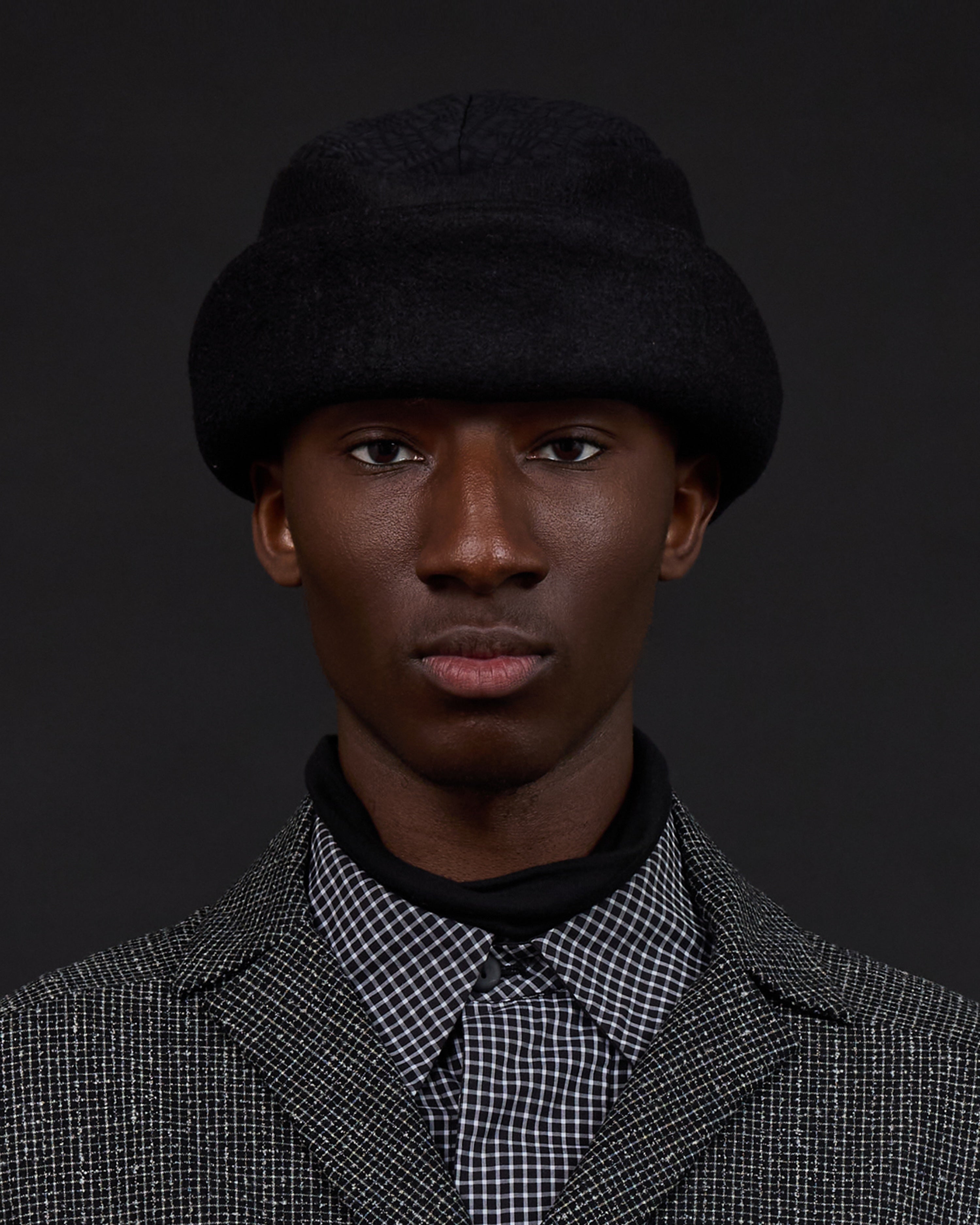 LOVHAT | Black Boilwool