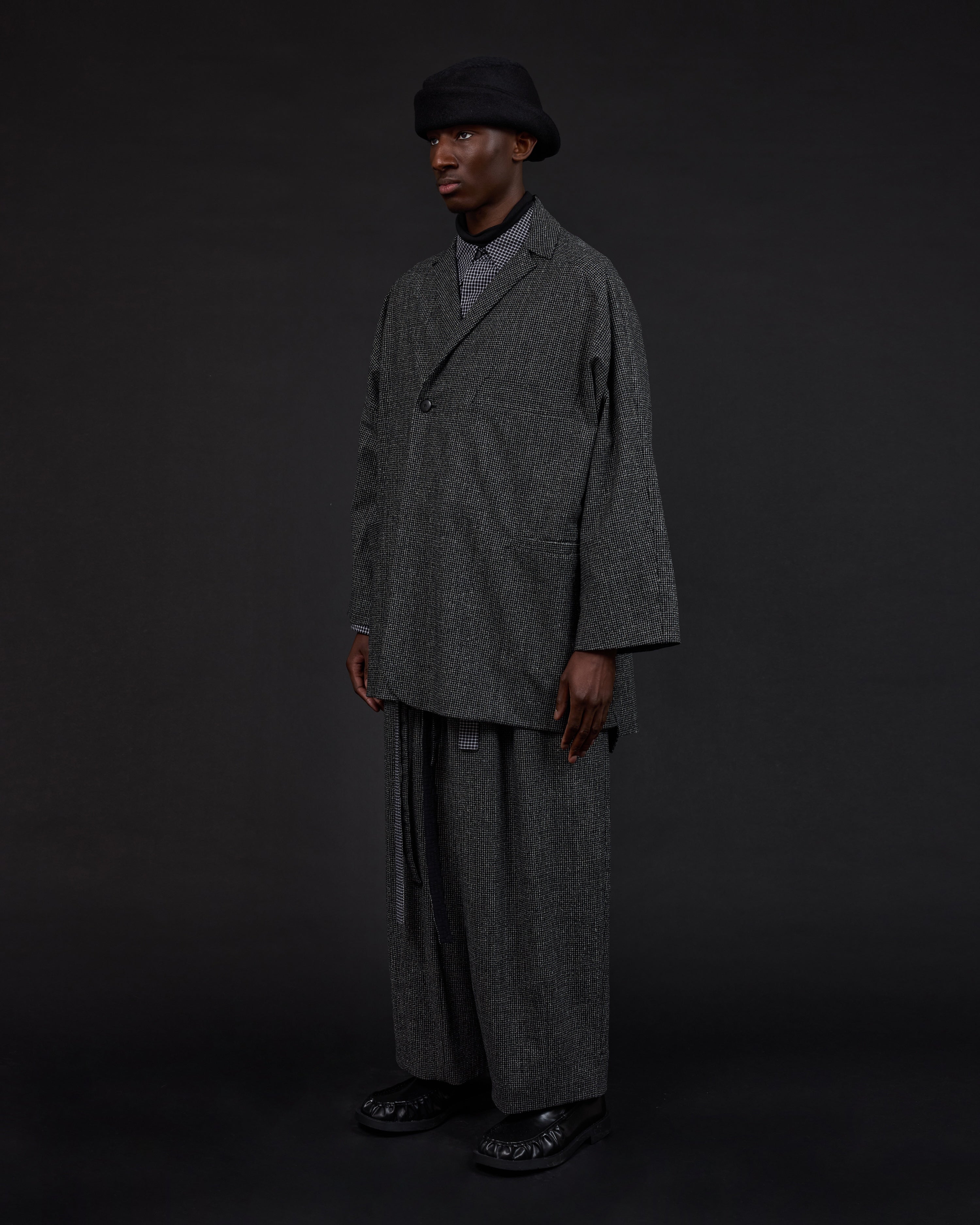 BAKOR | B&W Marble Checks