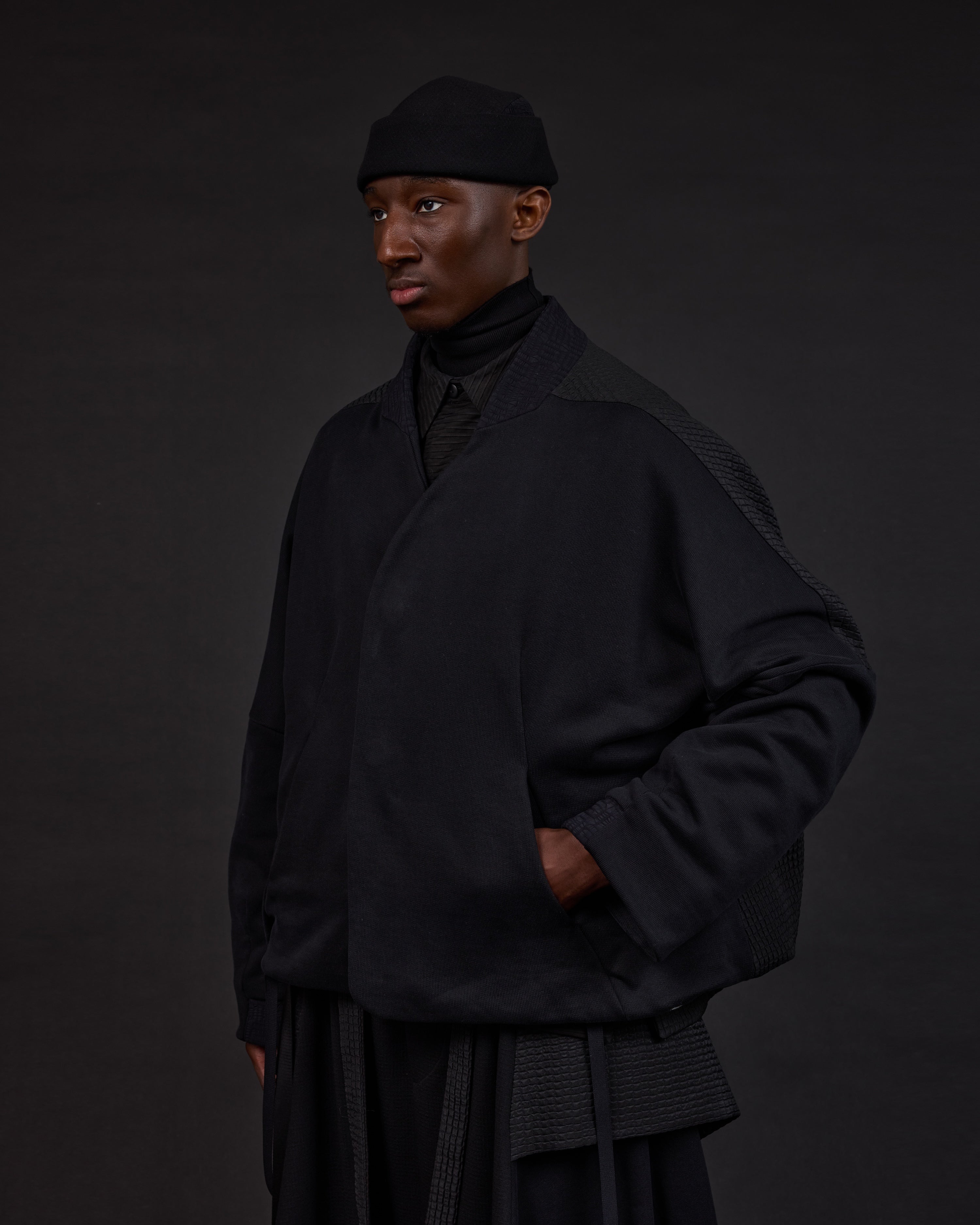 BOMBEO | Osa Black