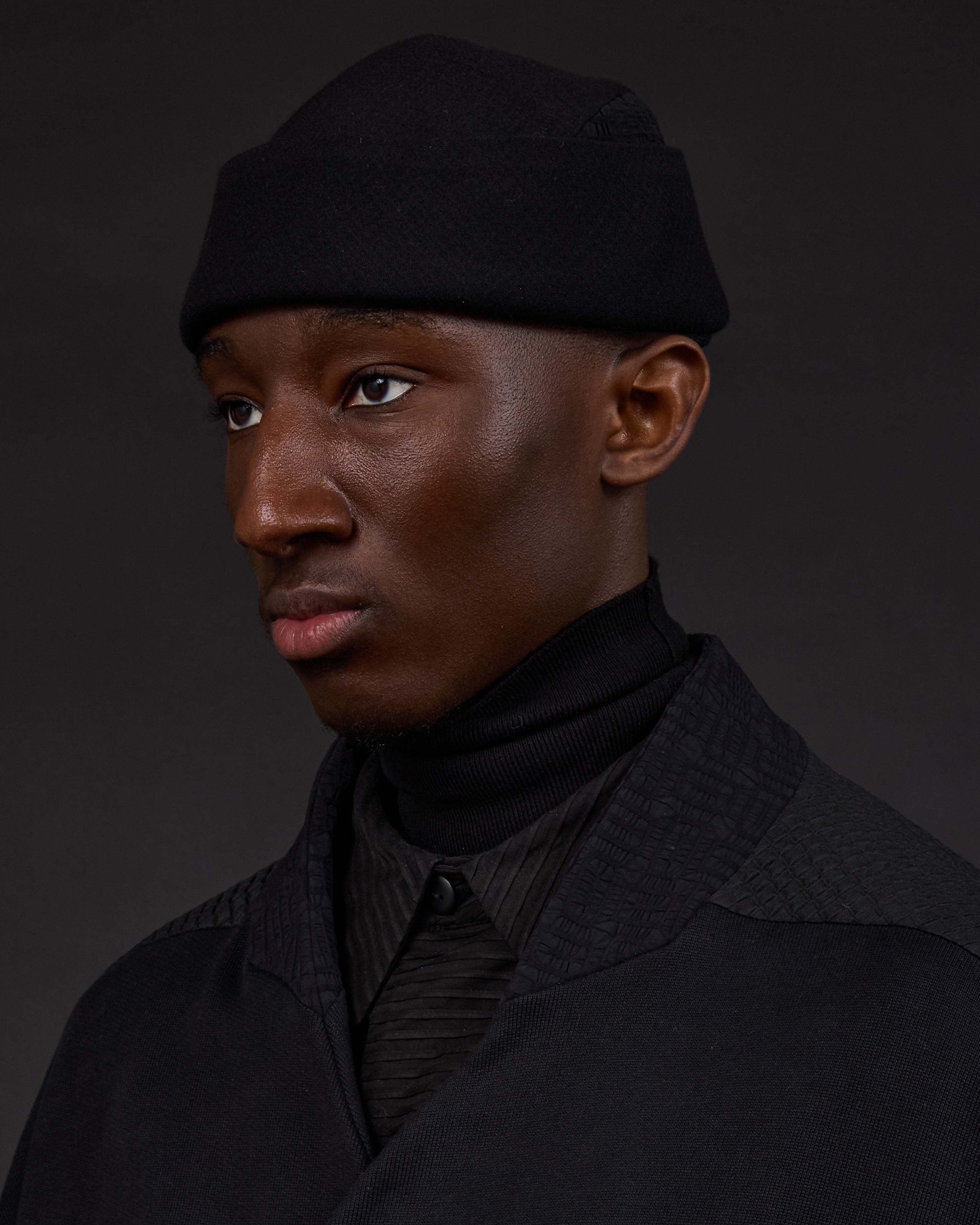 BOMBEO | Osa Black