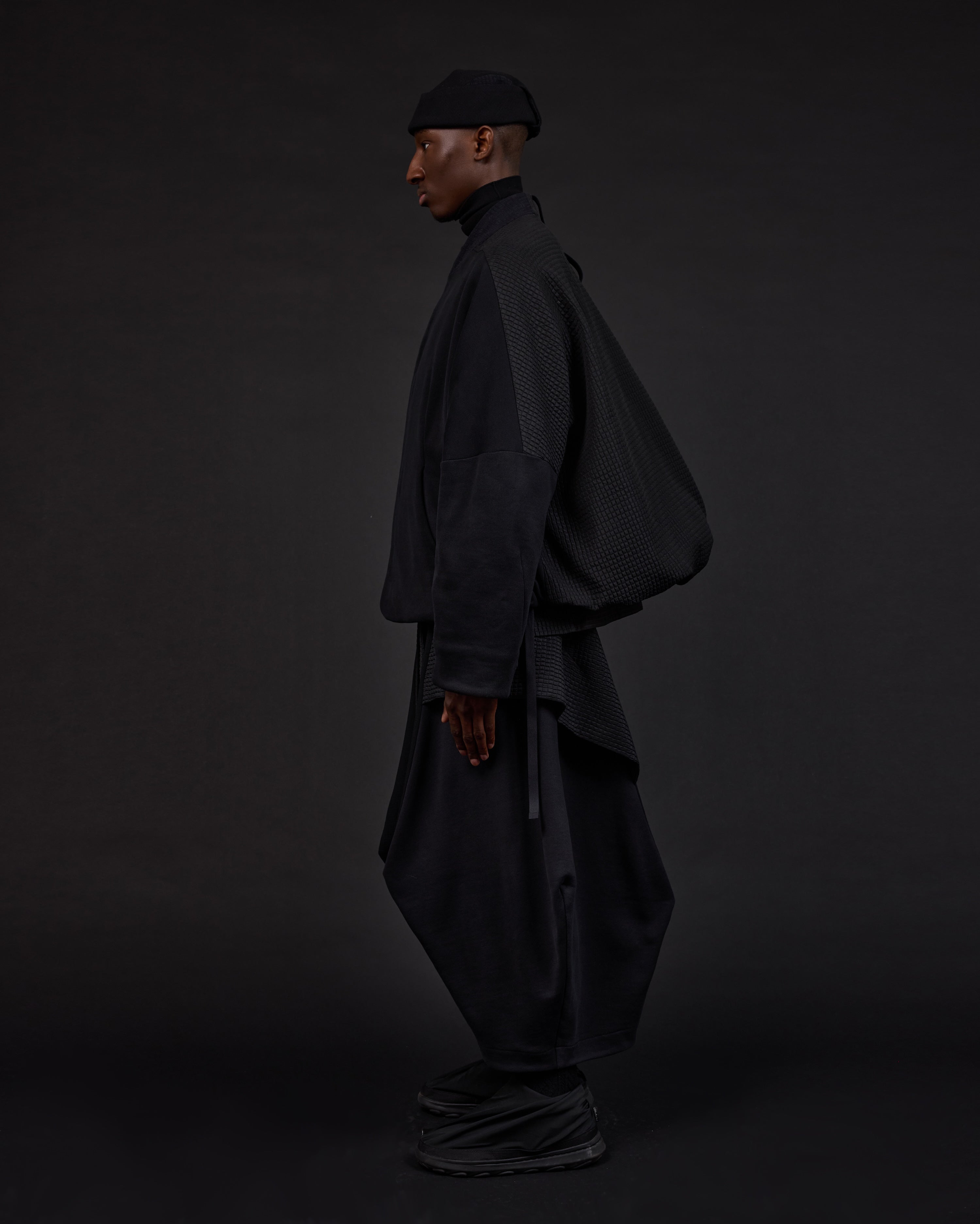 BOMBEO | Osa Black