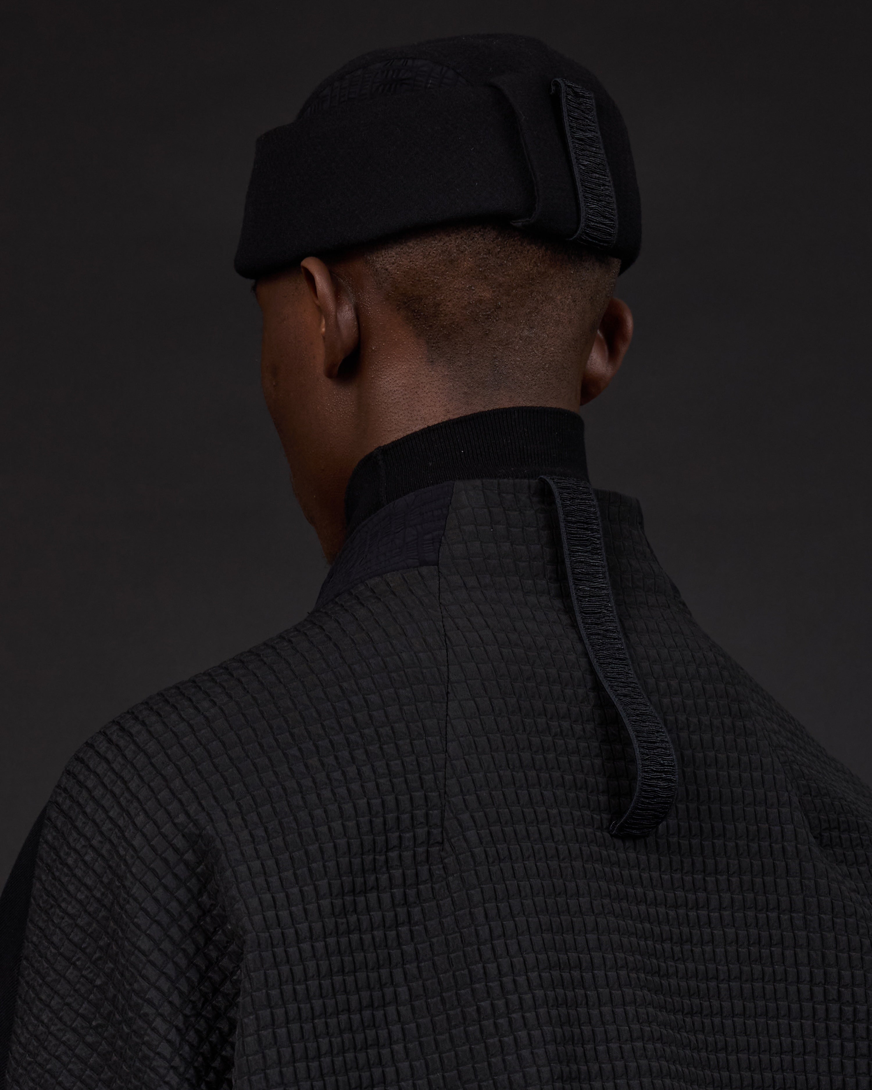 BOMBEO | Osa Black