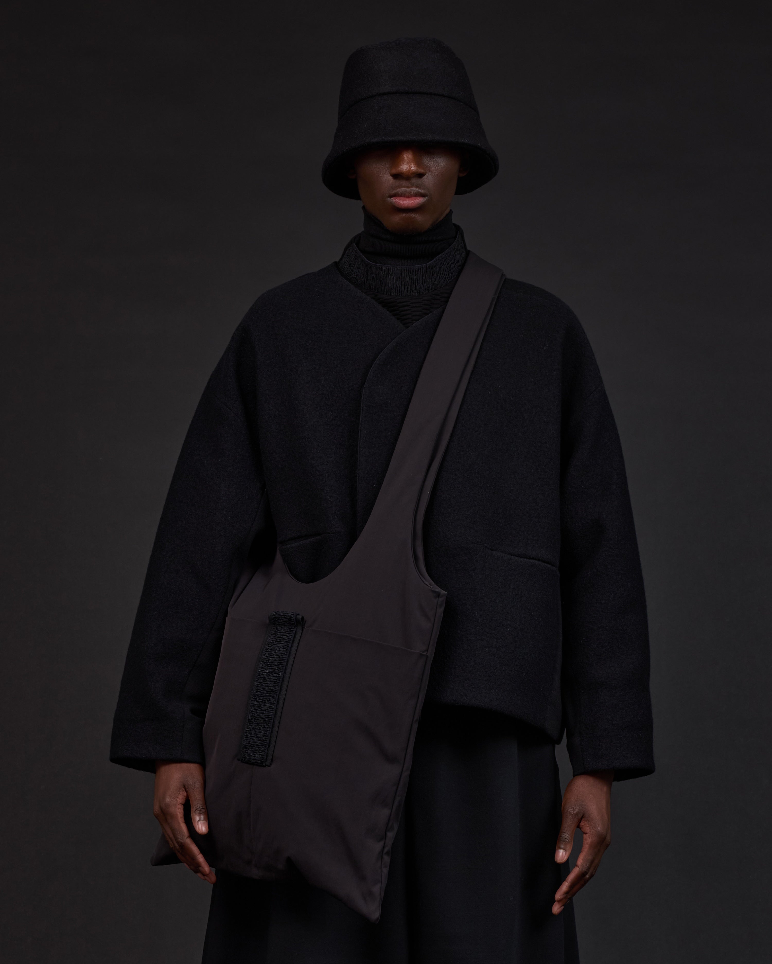 CABEO  |  Silkon Black