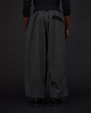 JOKOR  |  B&W Marble Checks