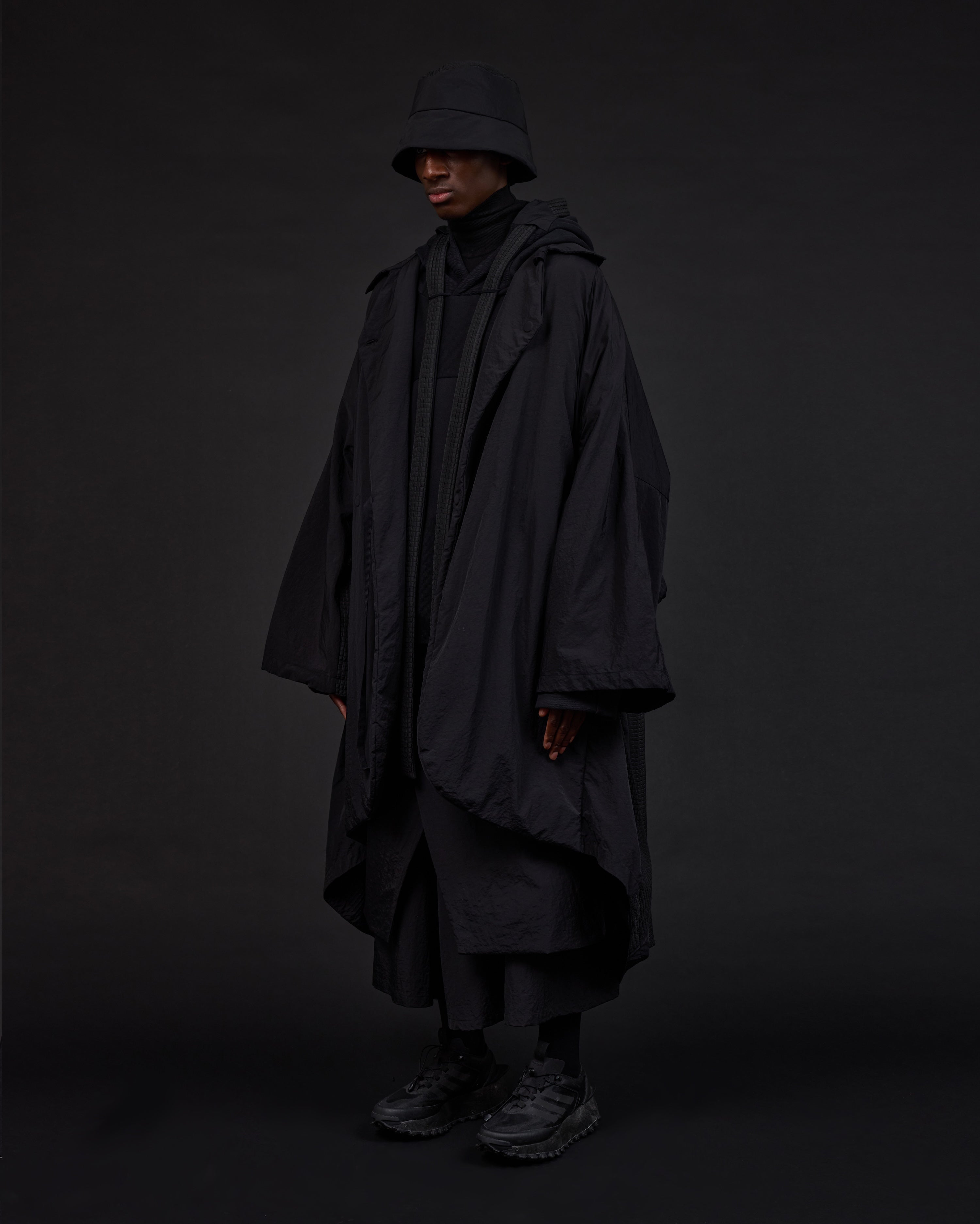 MACKAY | Matia Black