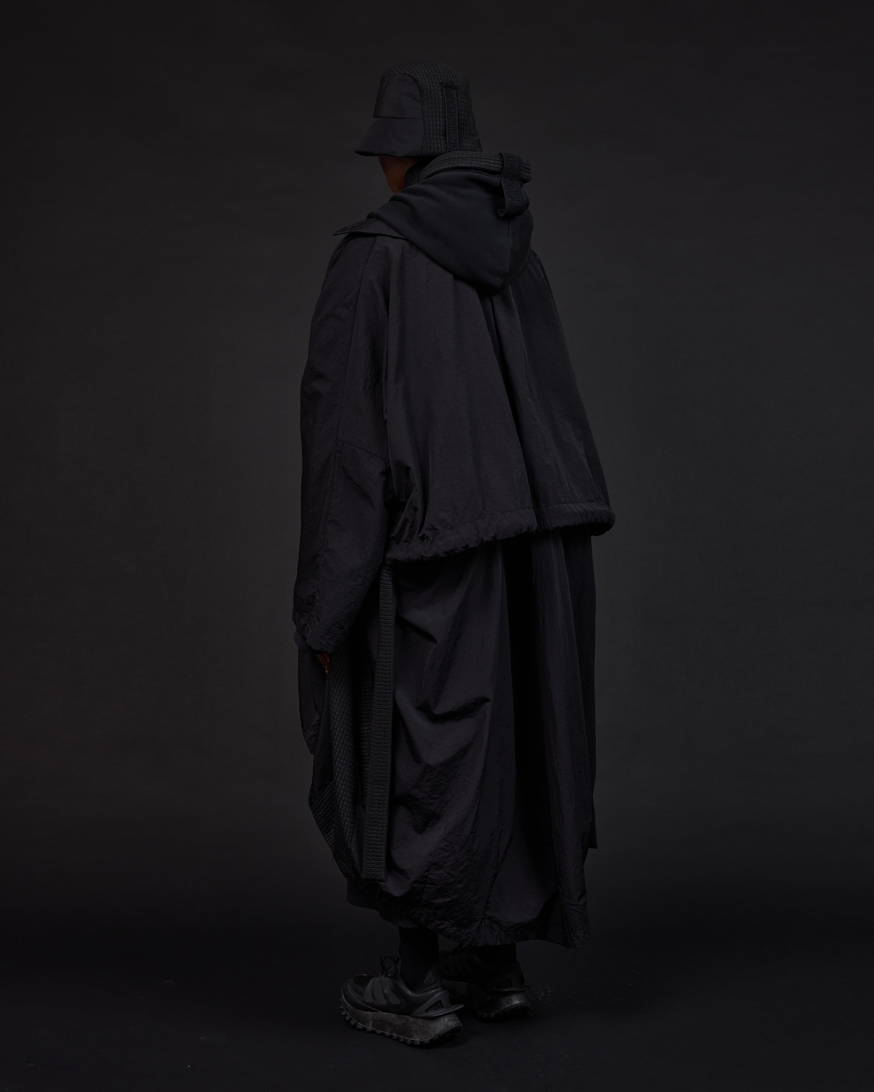 MACKAY | Matia Black