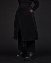 SKOVER  |  Black Plaitwool