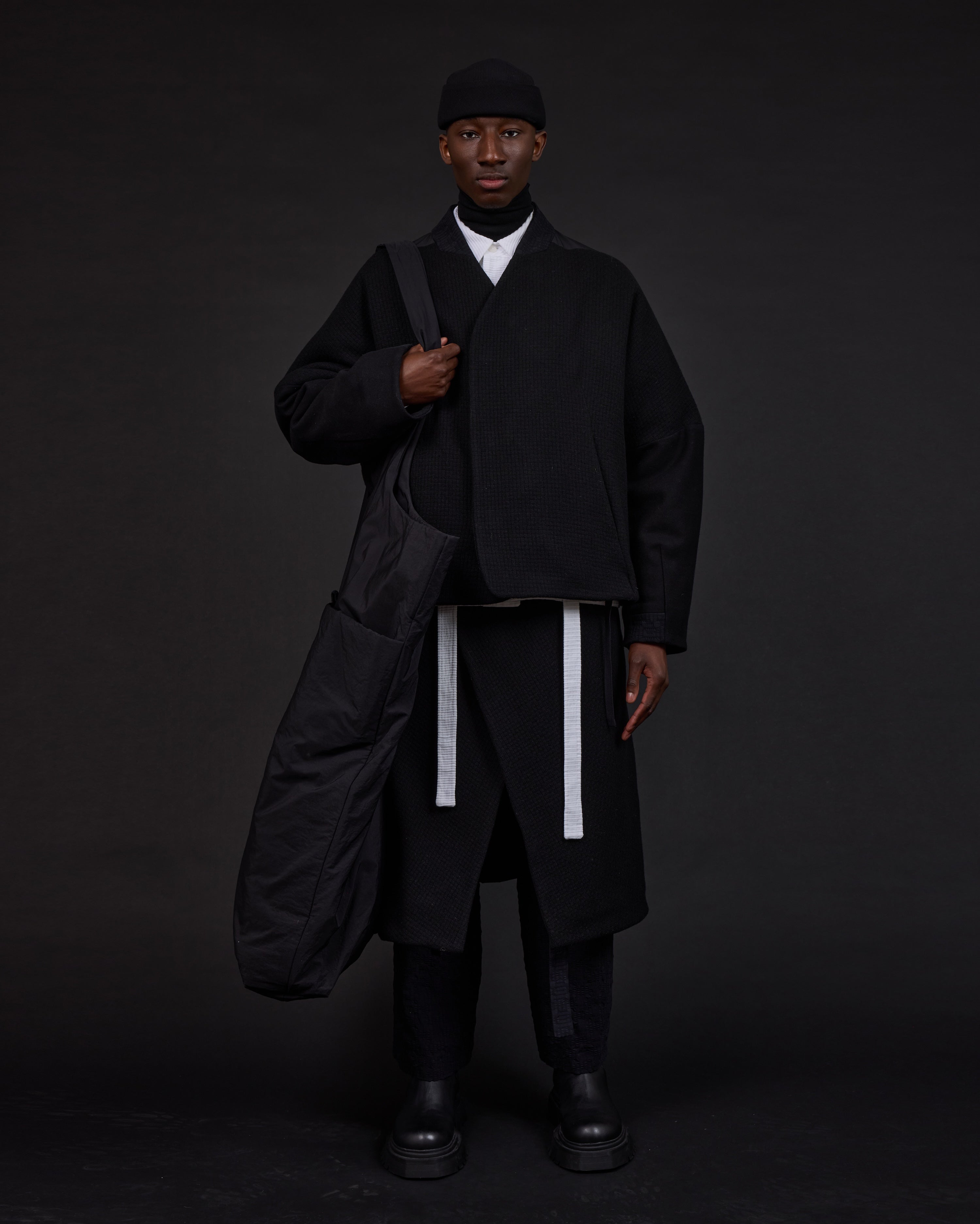 SKOVER  |  Black Plaitwool