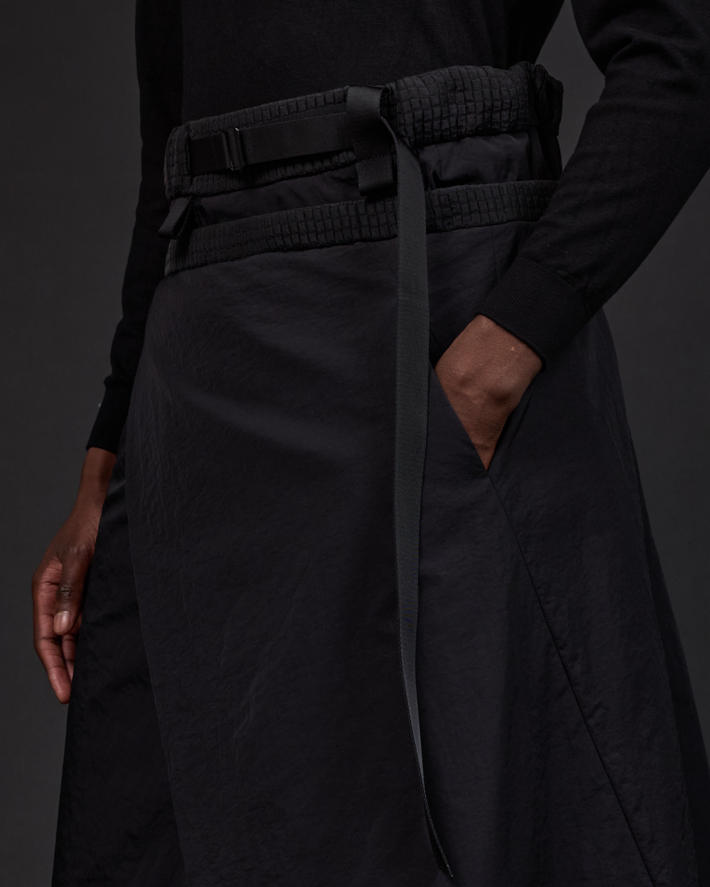 SKOVER  |  Craxi Black