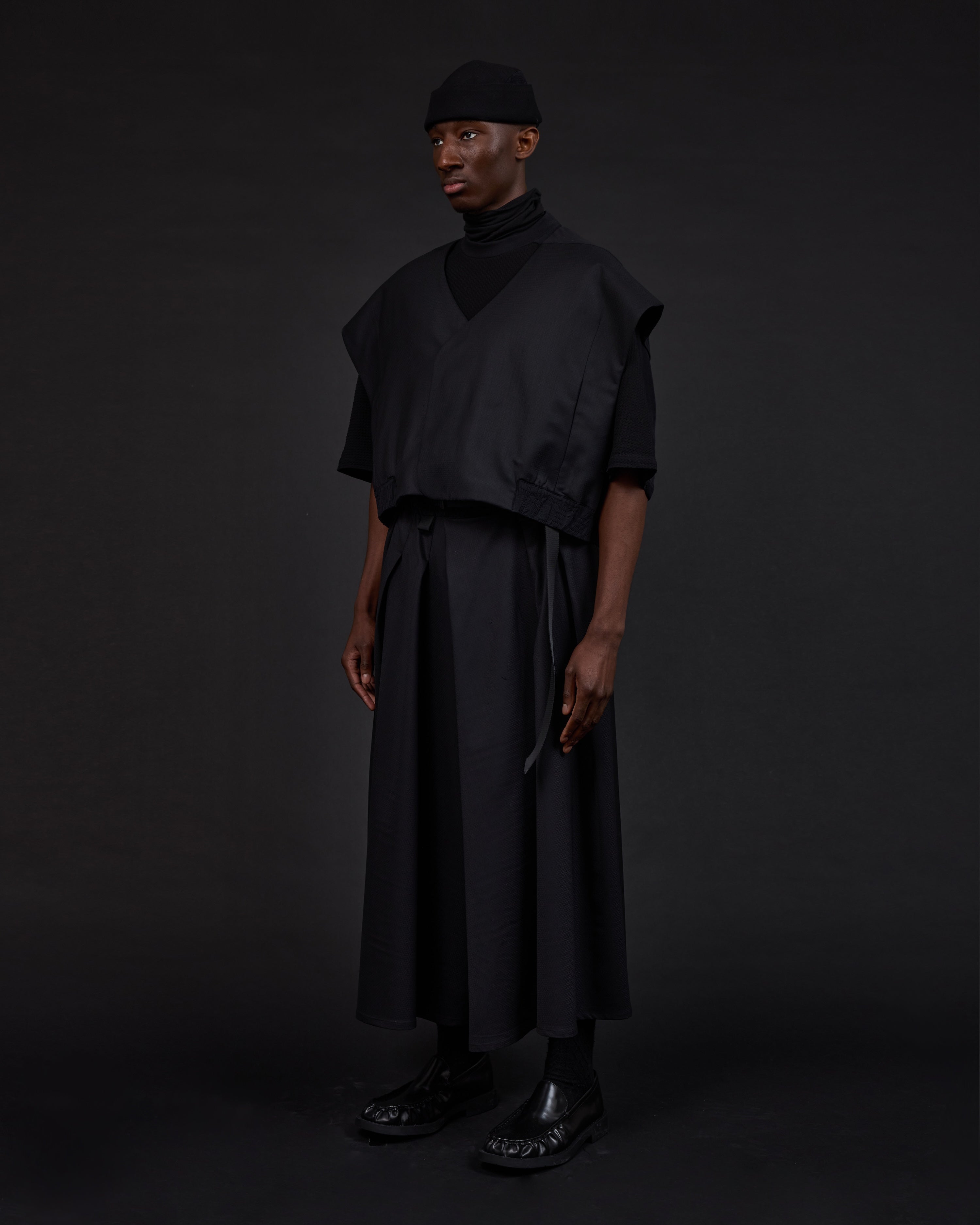 THAYAN | Black Fresco Diamond