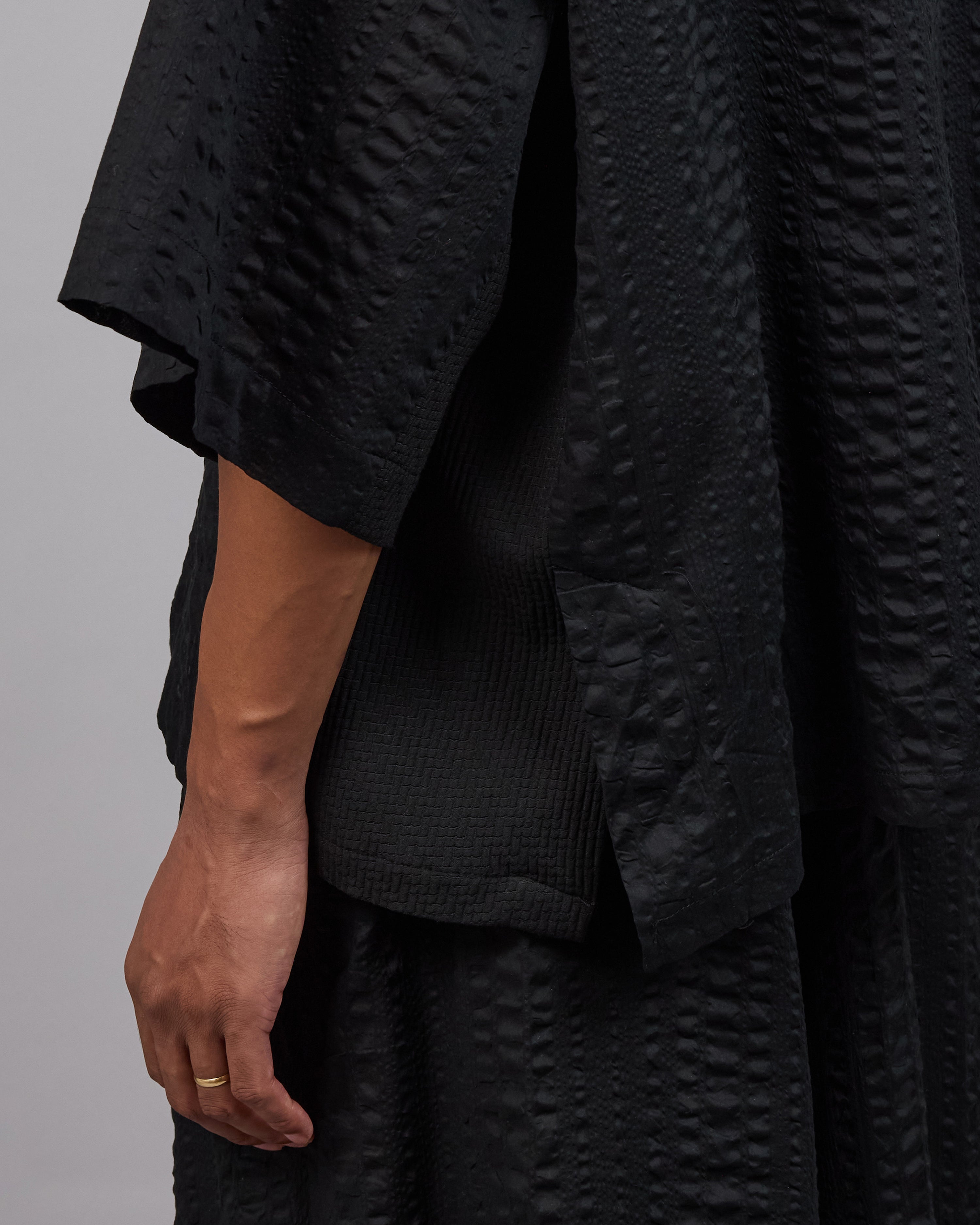 CHATAM | Black Seerlawn