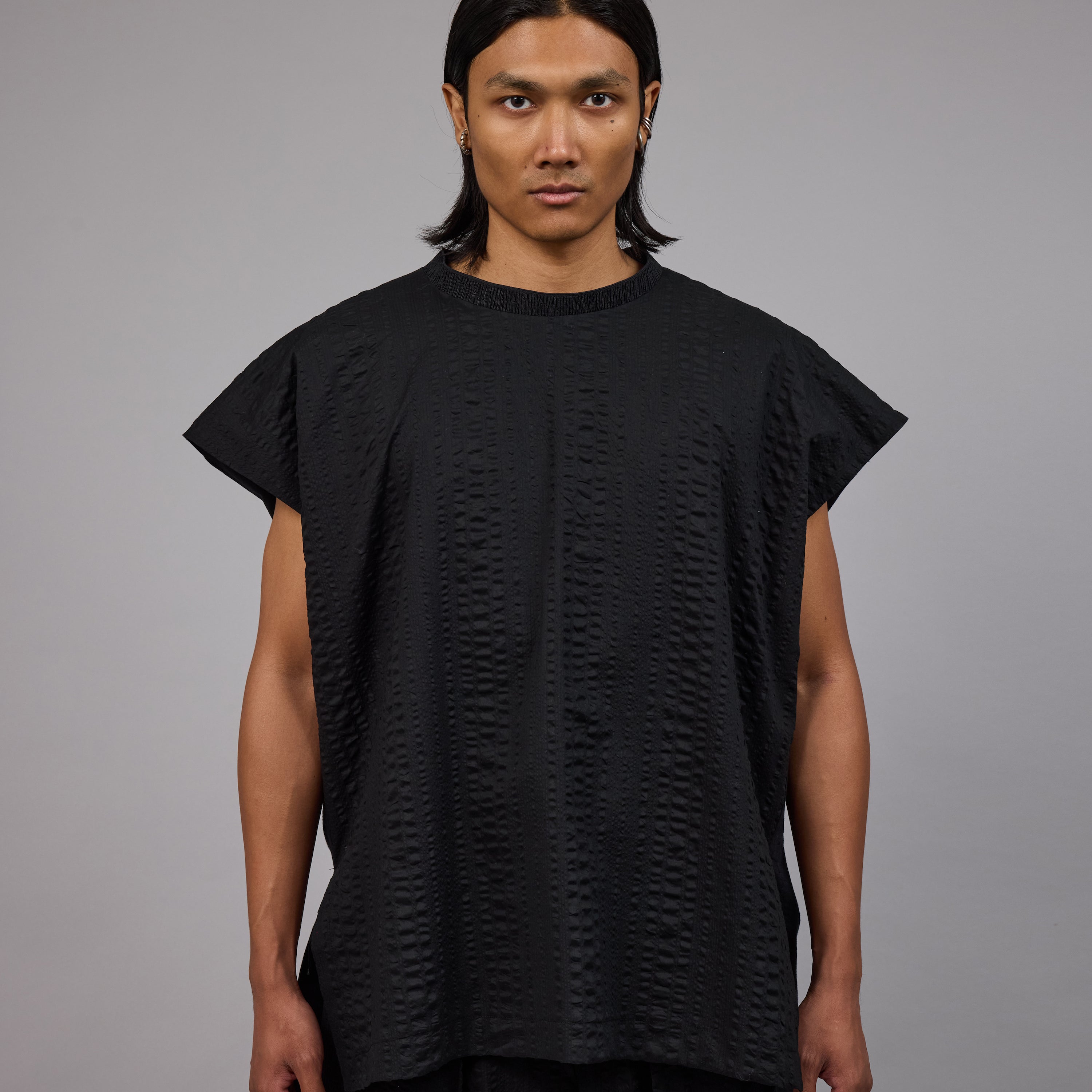 A_TOGAtop-BlackSeerlawn01.jpg