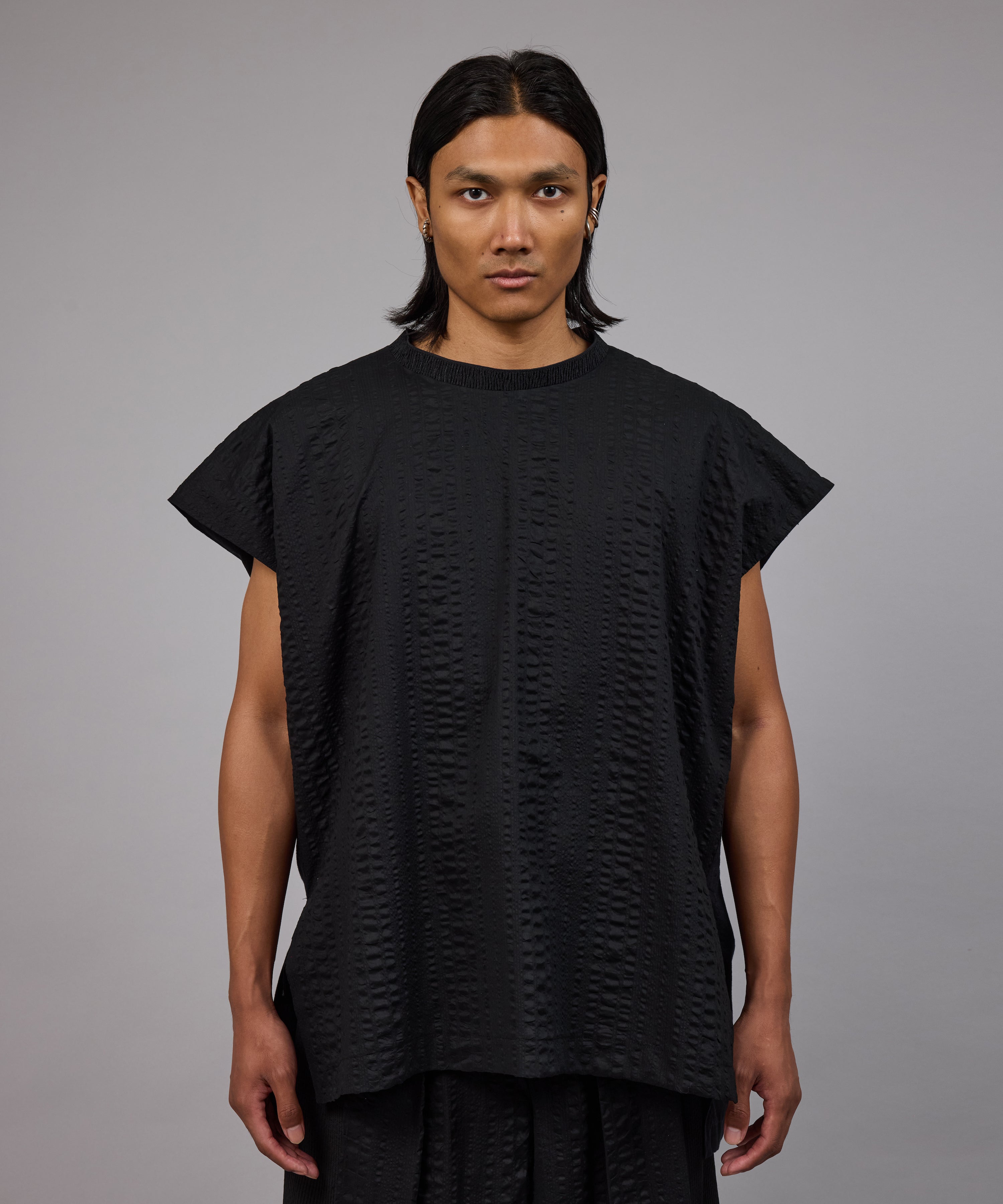 A_TOGAtop-BlackSeerlawn01.jpg