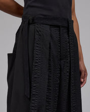 BAROVER | Black Seerlawn