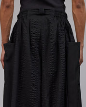BAROVER | Black Seerlawn