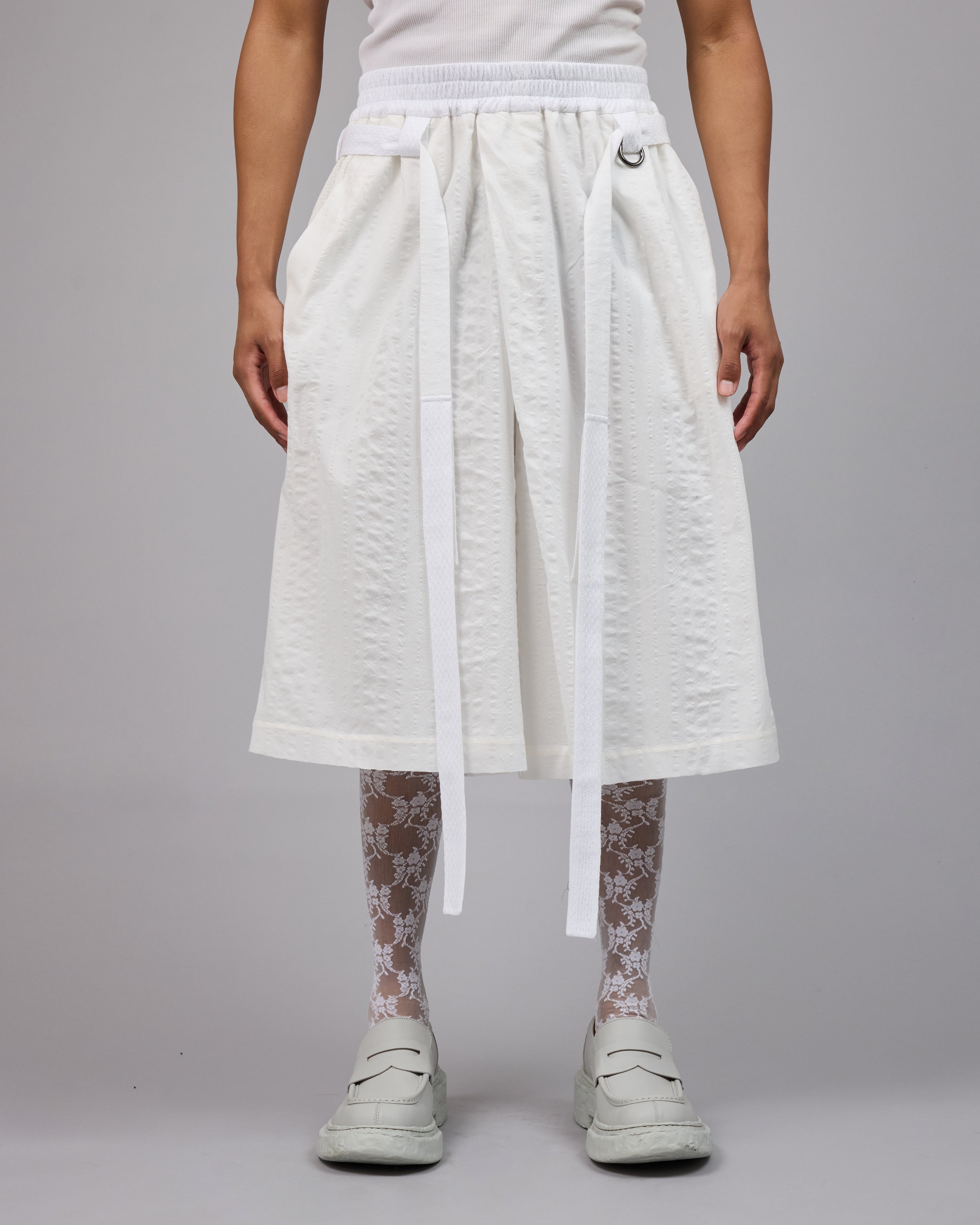 JOSKORT | Chalk-White Seerlawn