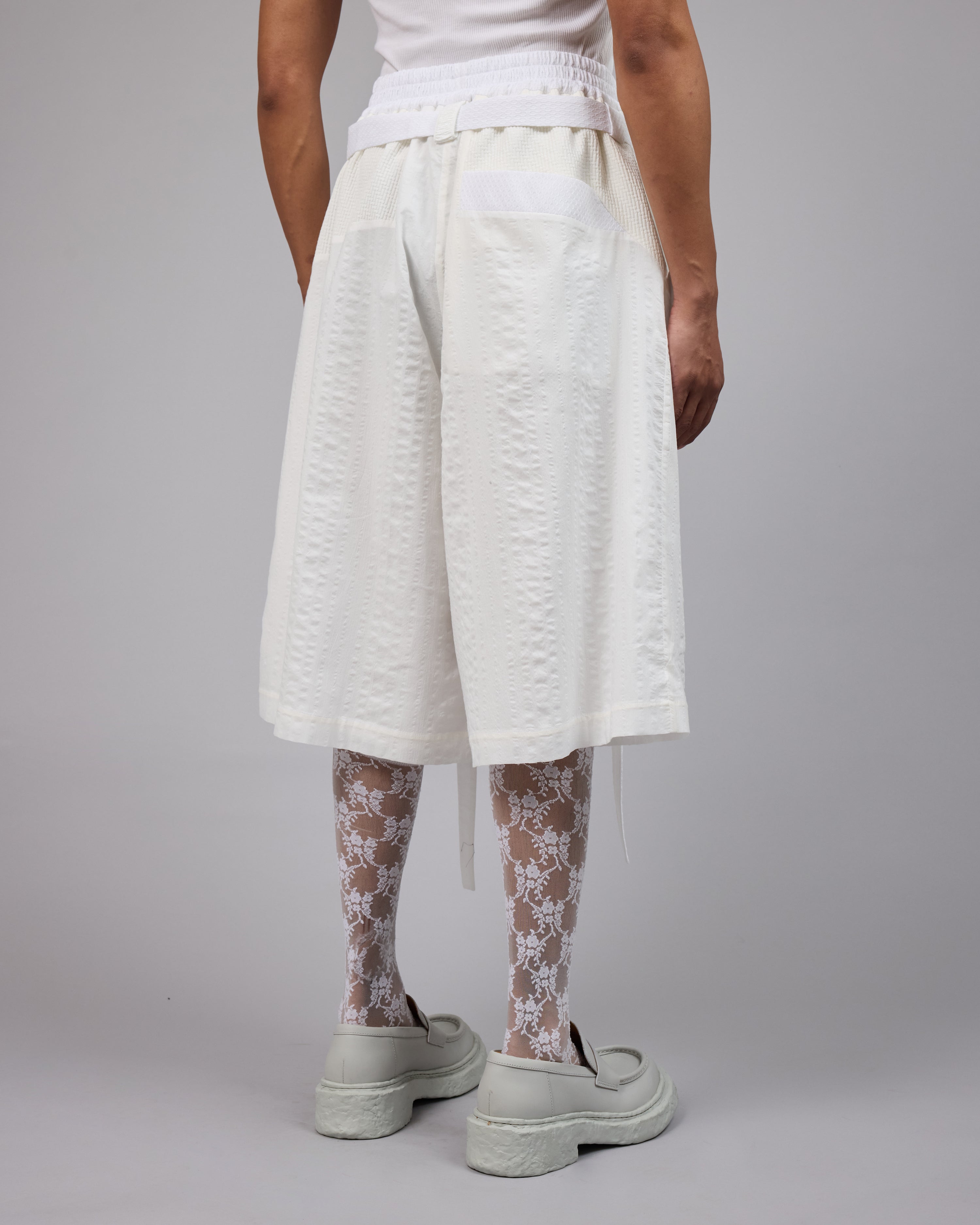 JOSKORT | Chalk-White Seerlawn