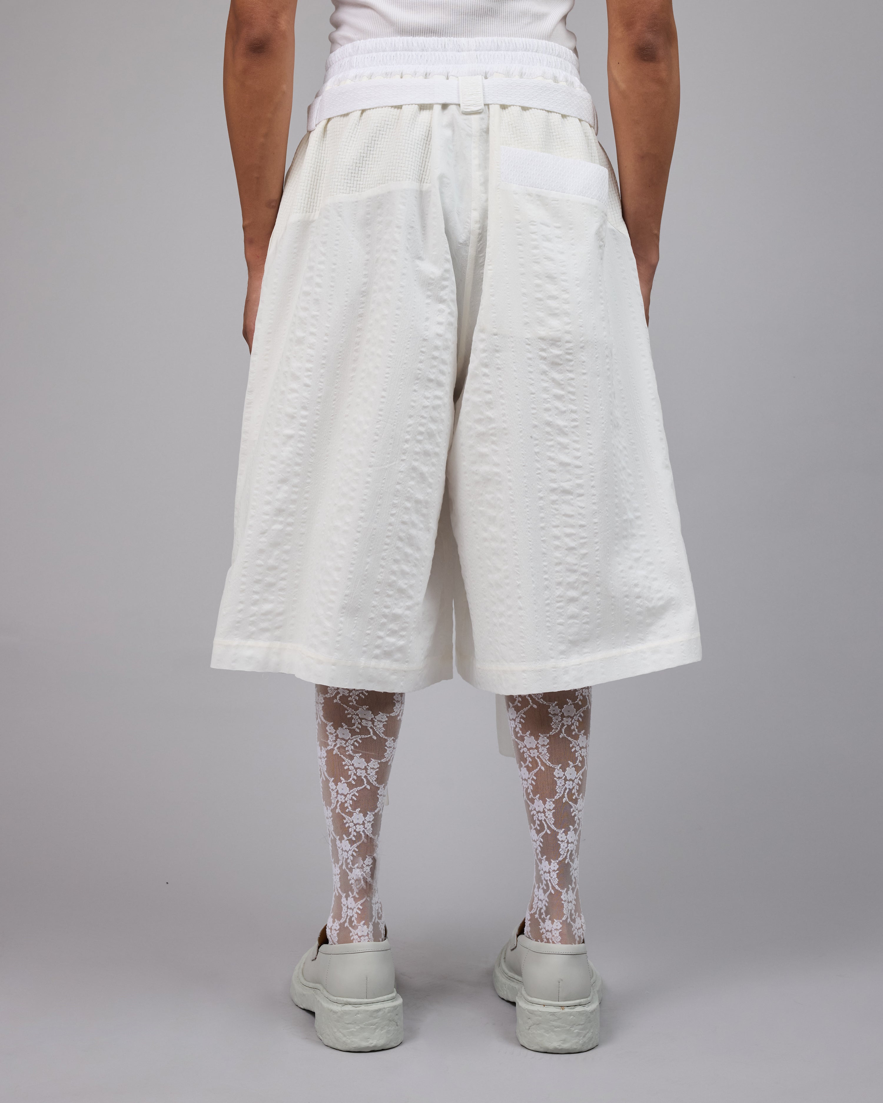JOSKORT | Chalk-White Seerlawn