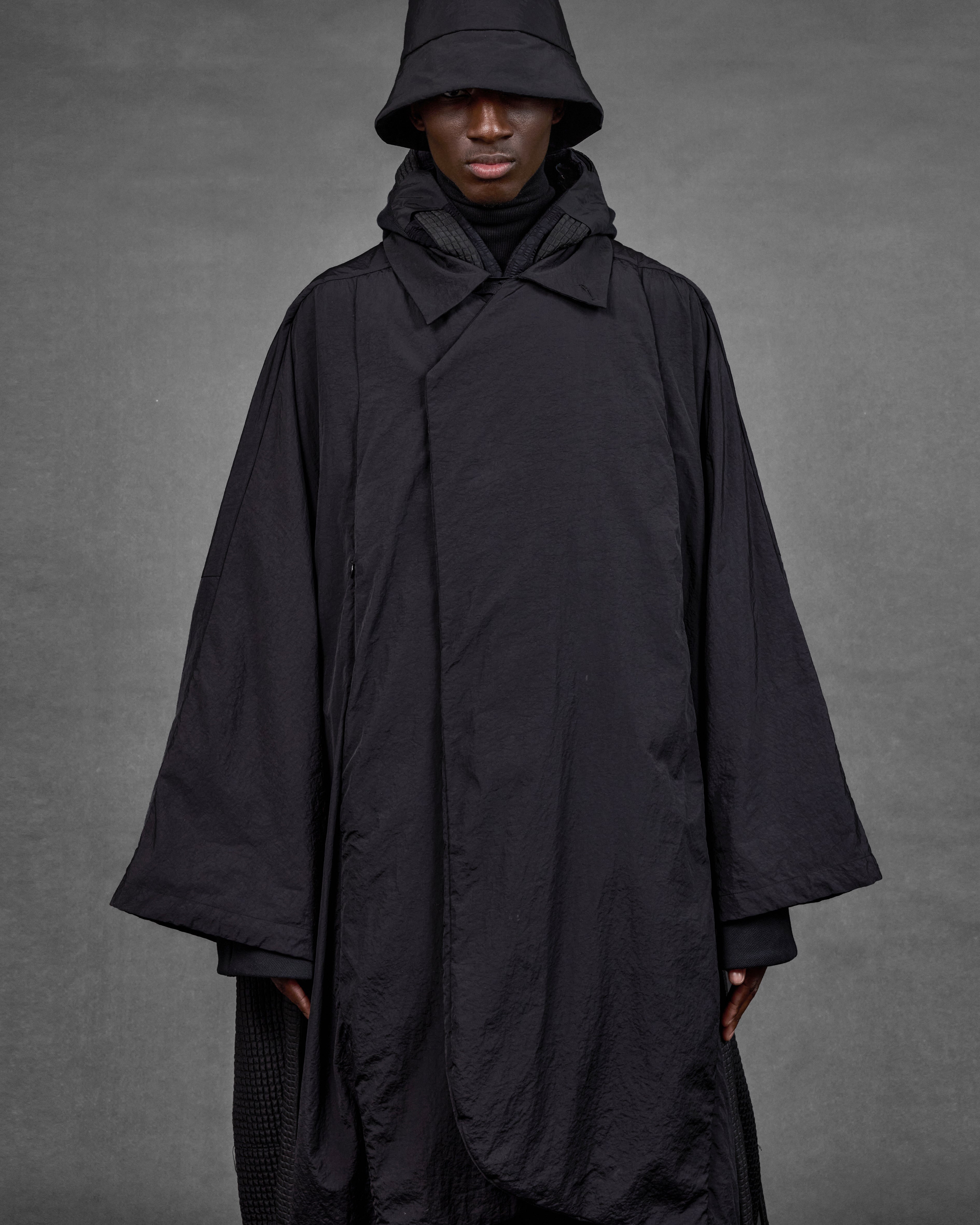 MACKAY | Matia Black