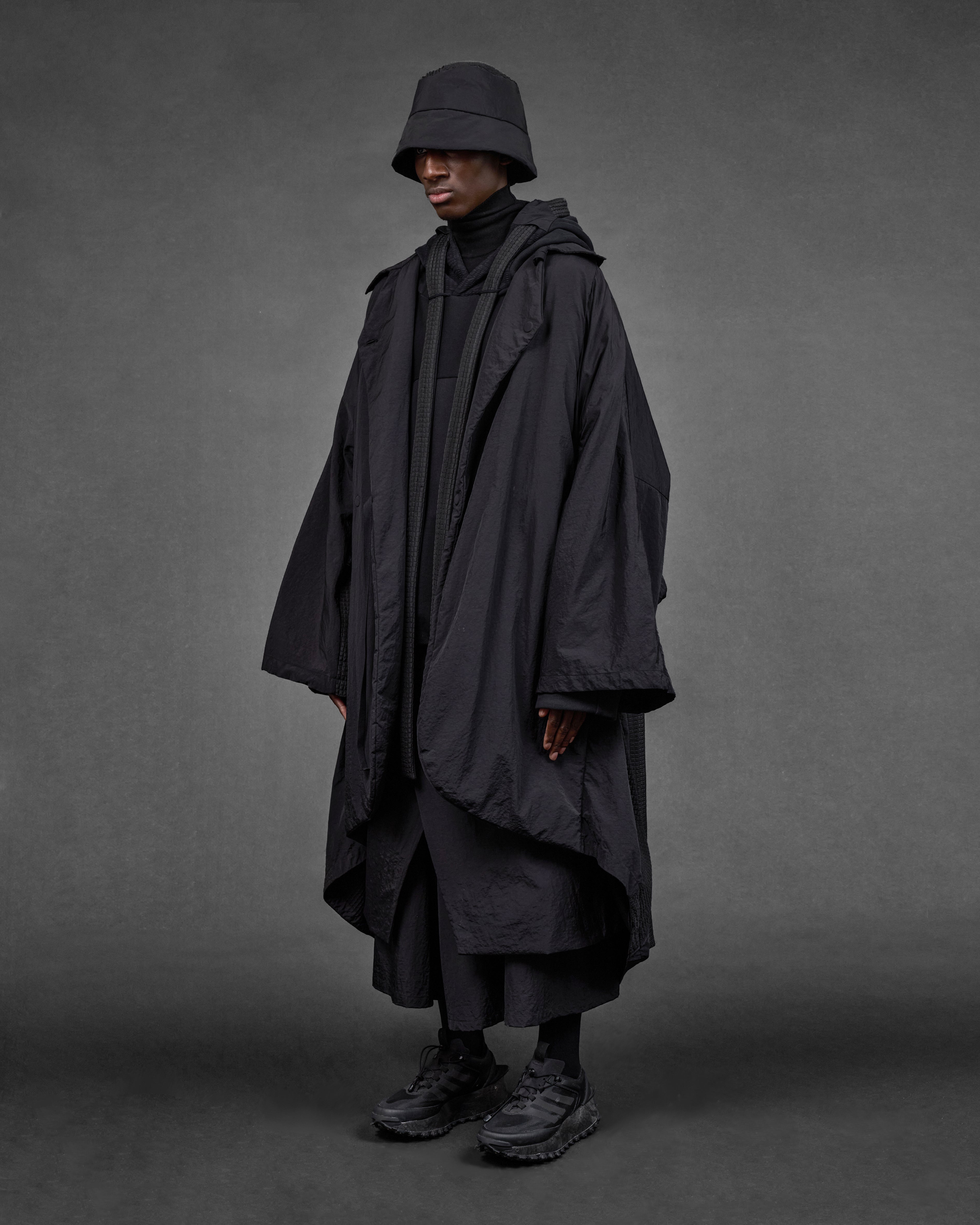 MACKAY | Matia Black