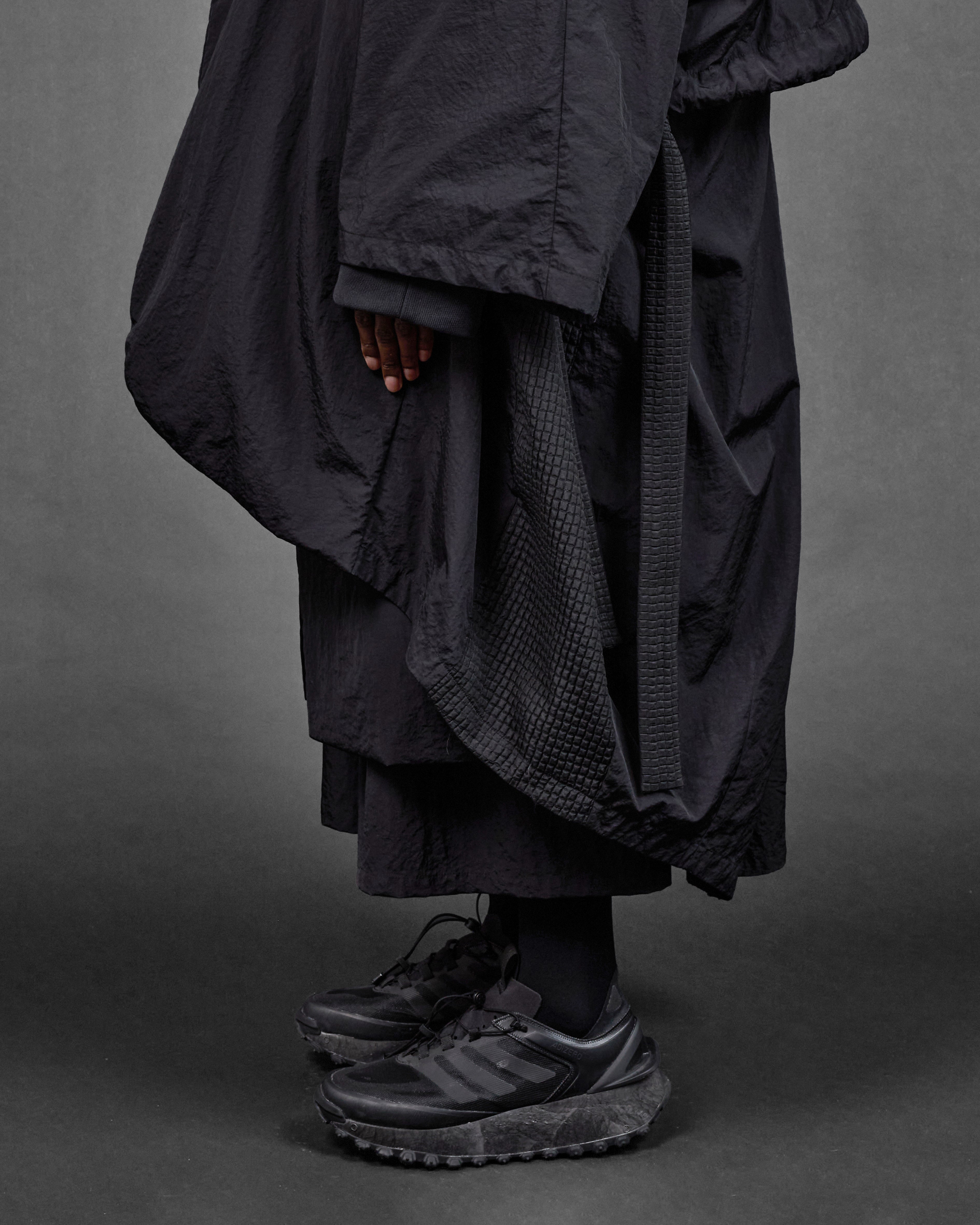 MACKAY | Matia Black