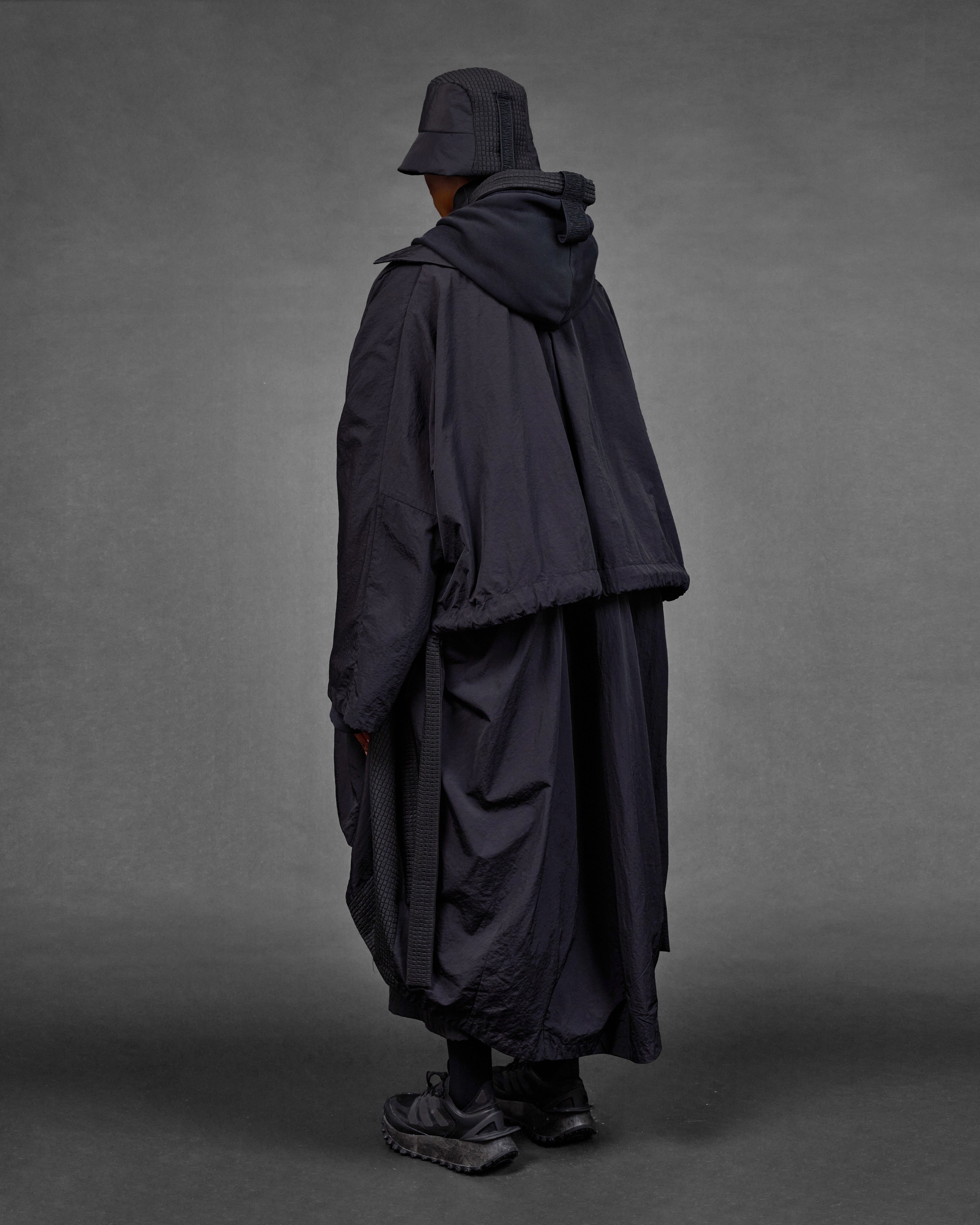 MACKAY | Matia Black